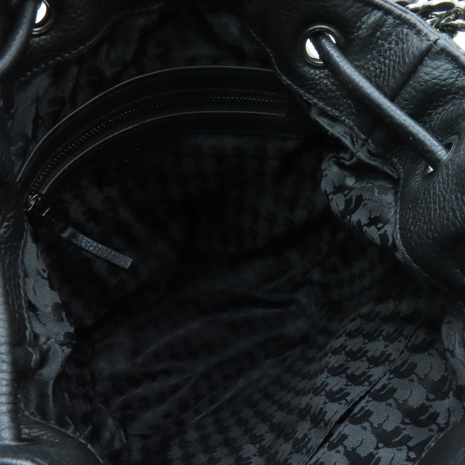 KARL LAGERFELD 牛皮皮革Bucket Bag鏈帶肩背袋黑色