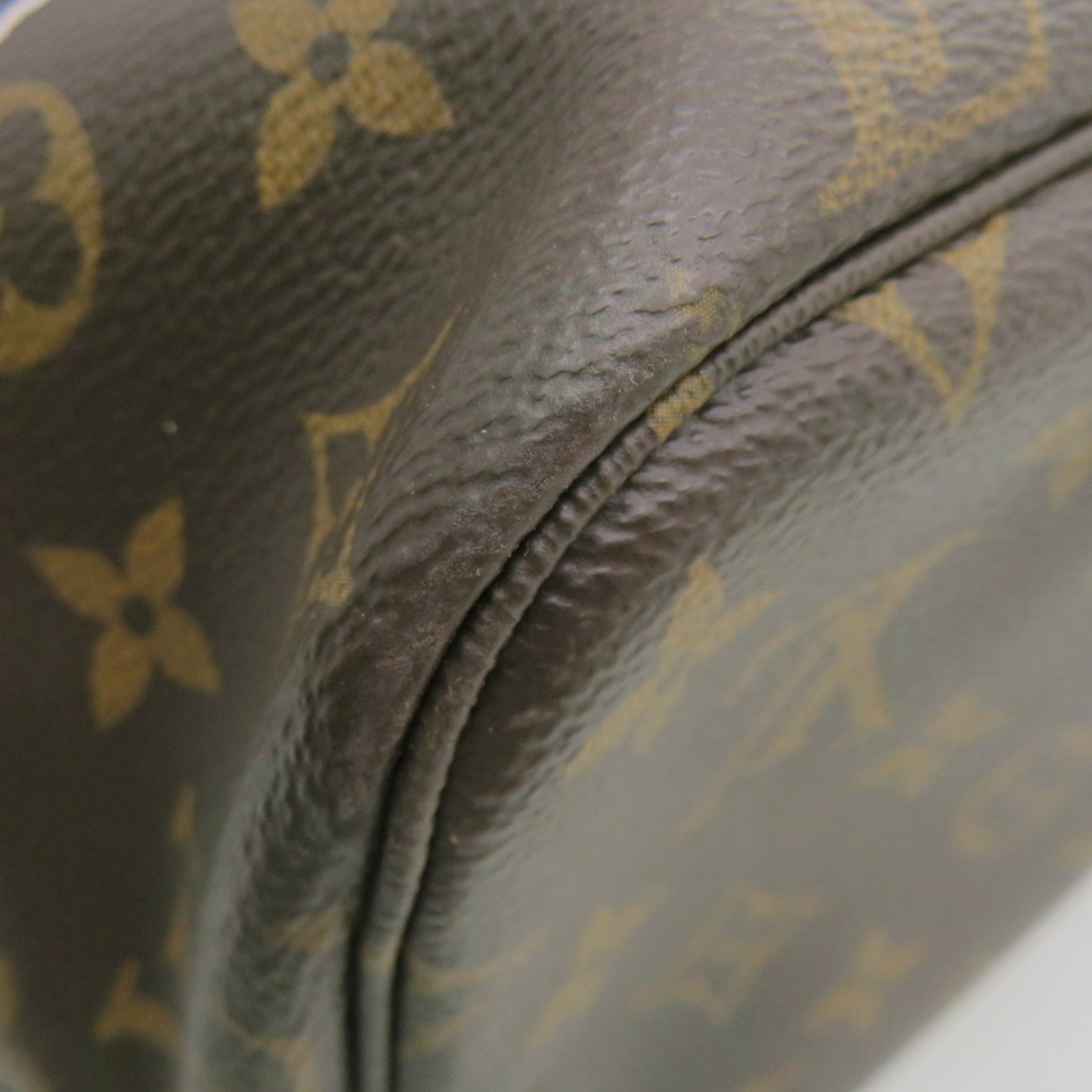 LOUIS VUITTON Monogram Neverfull MM Tote Bag brown