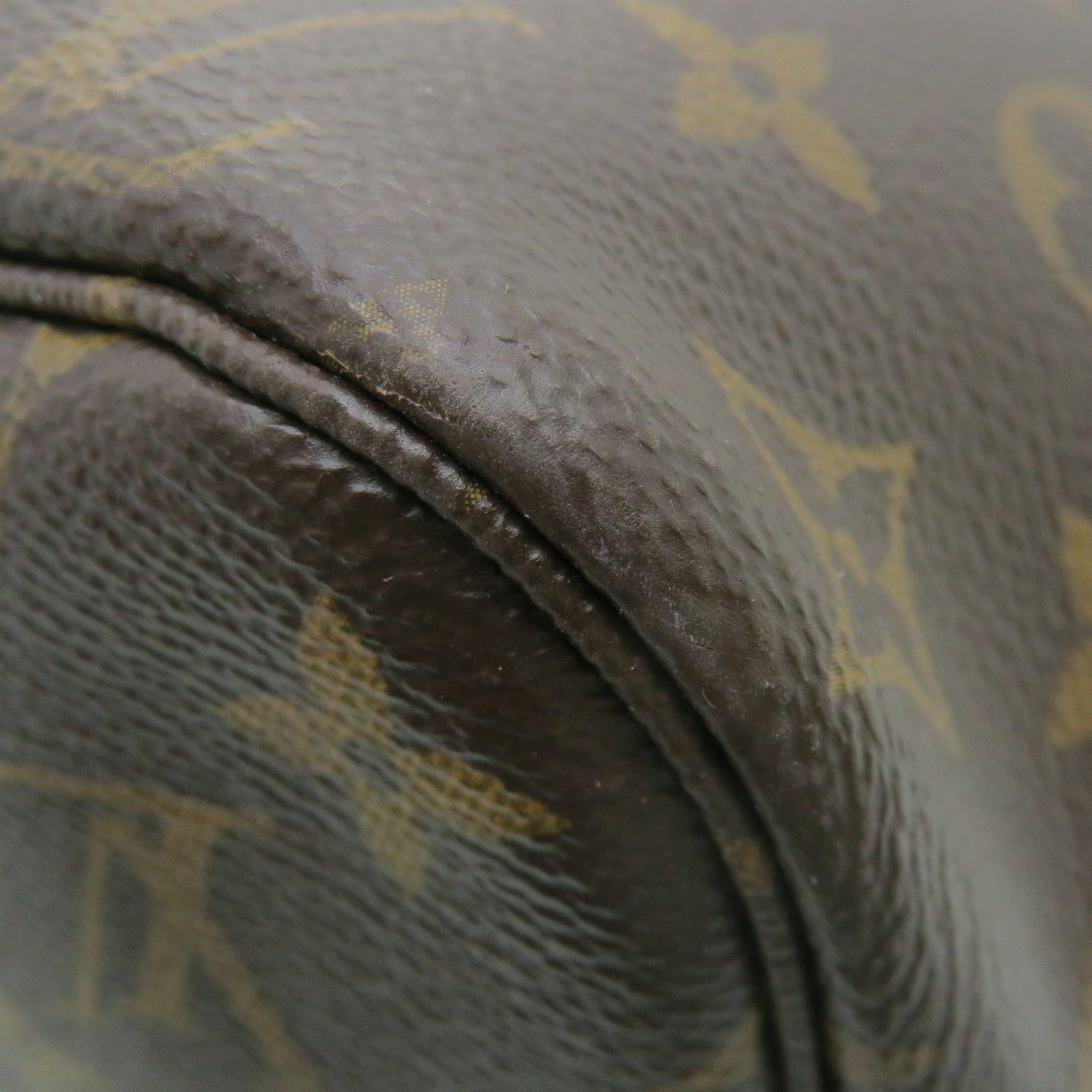 LOUIS VUITTON Monogram Neverfull MM Tote Bag brown