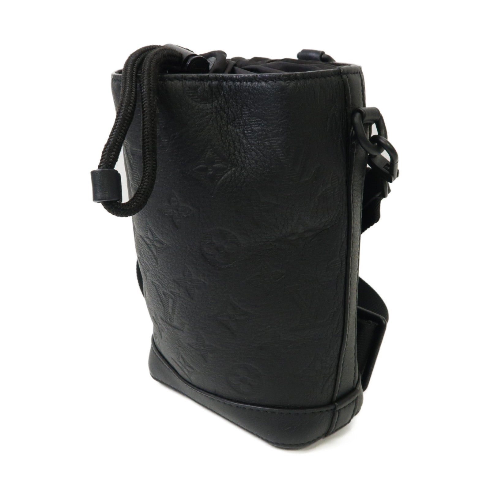 LOUIS VUITTON Monogram Shadow Noe Sling肩背袋黒色