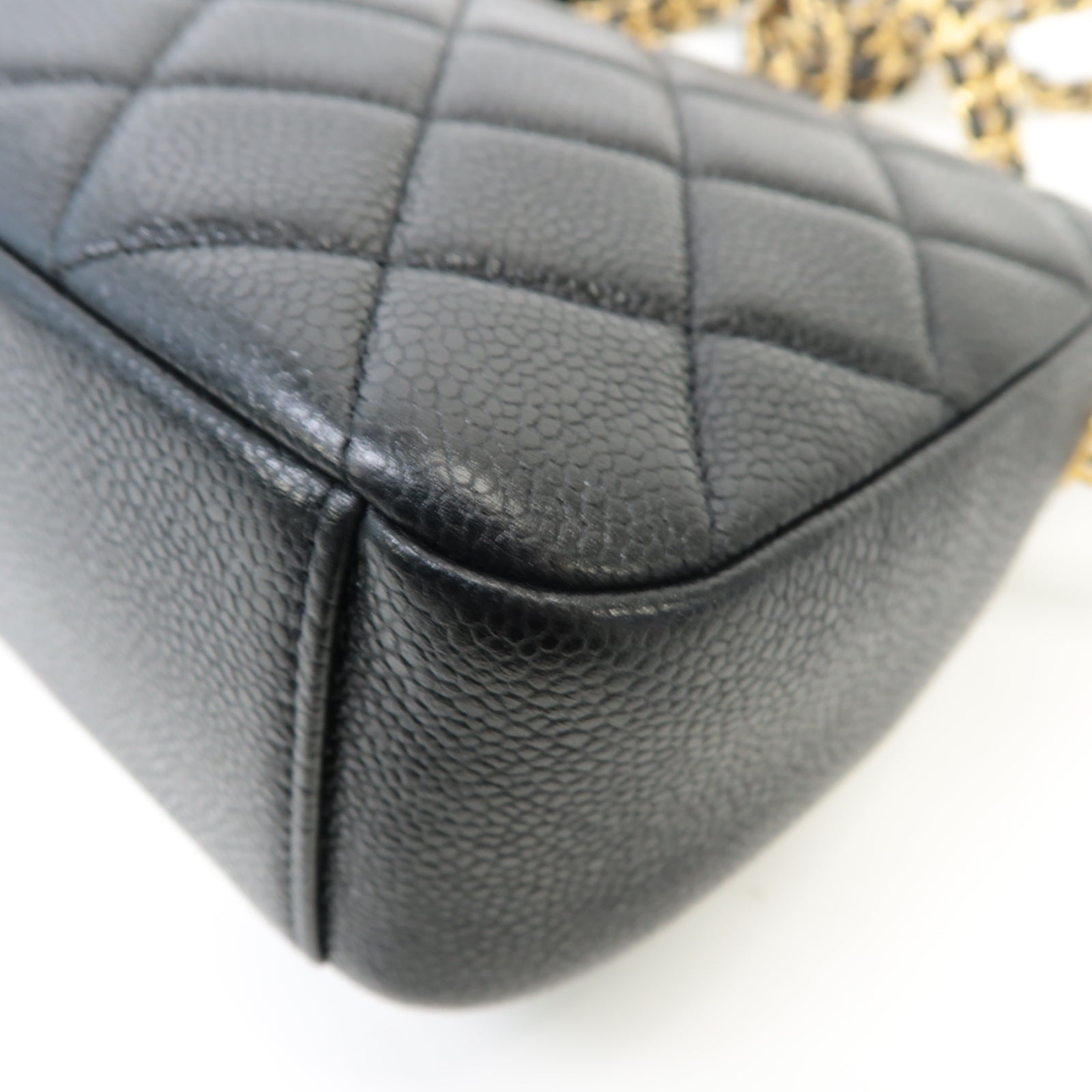 CHANEL 菱格Caviar皮革Chain Shoulder金扣鏈帶肩背袋黑色
