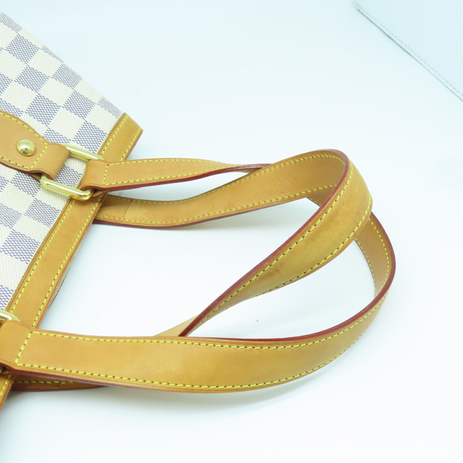LOUIS VUITTON Damier Azur Hampstead PM金扣手挽袋白色