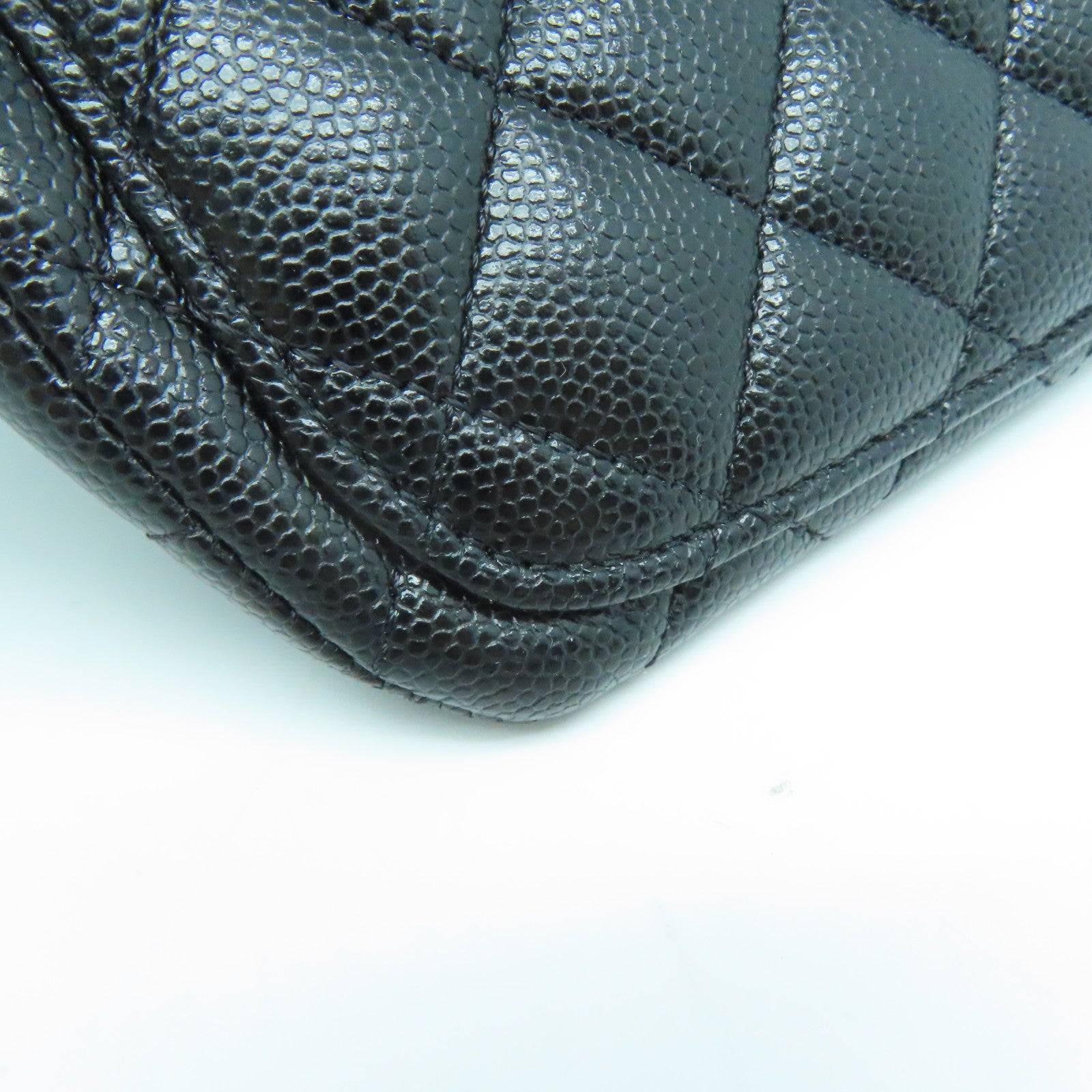 CHANEL 菱格Caviar皮革Chain Shoulder Bag银扣链带肩背袋黑色