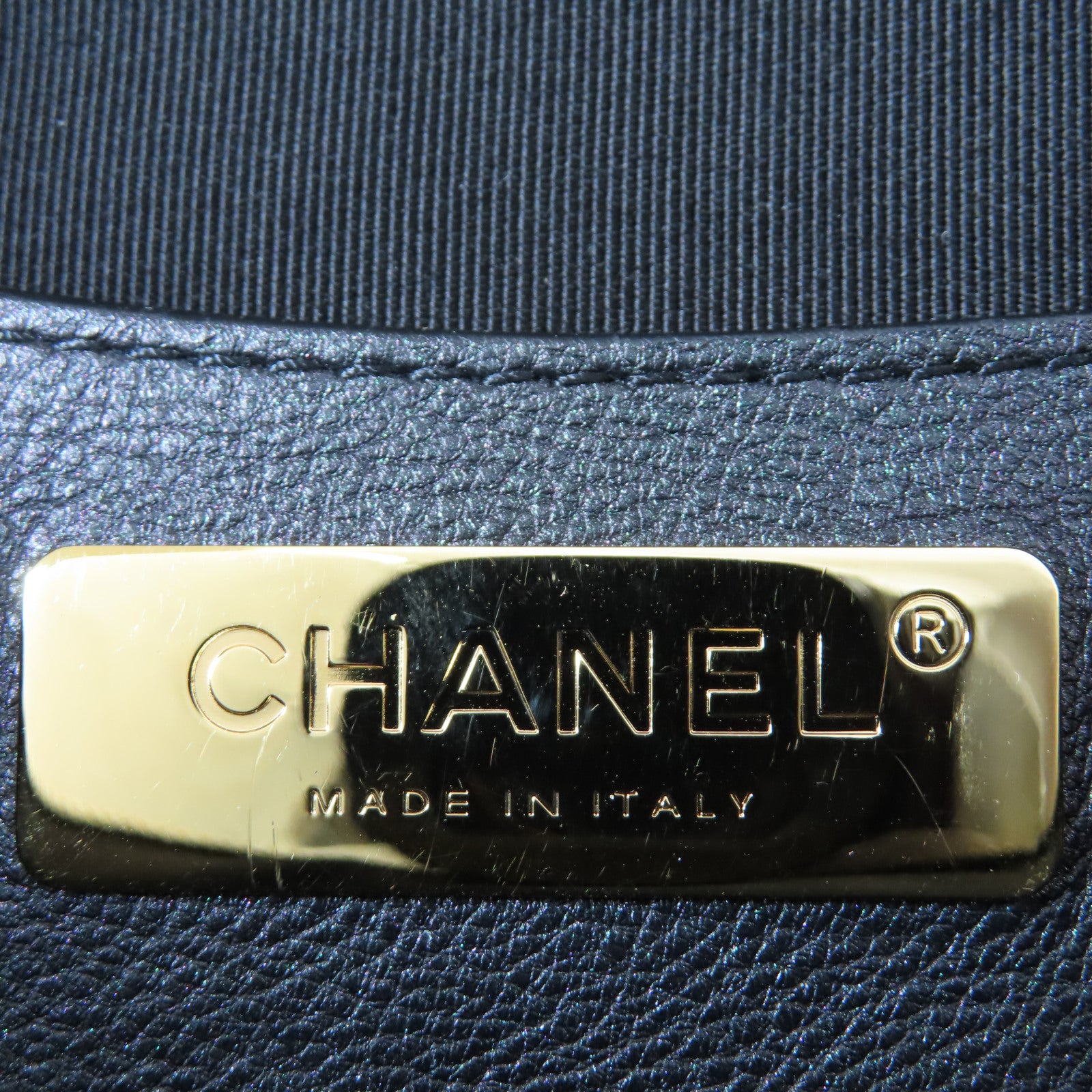 CHANEL 菱格牛皮皮革Belt Bag金扣腰包幻彩紫色
