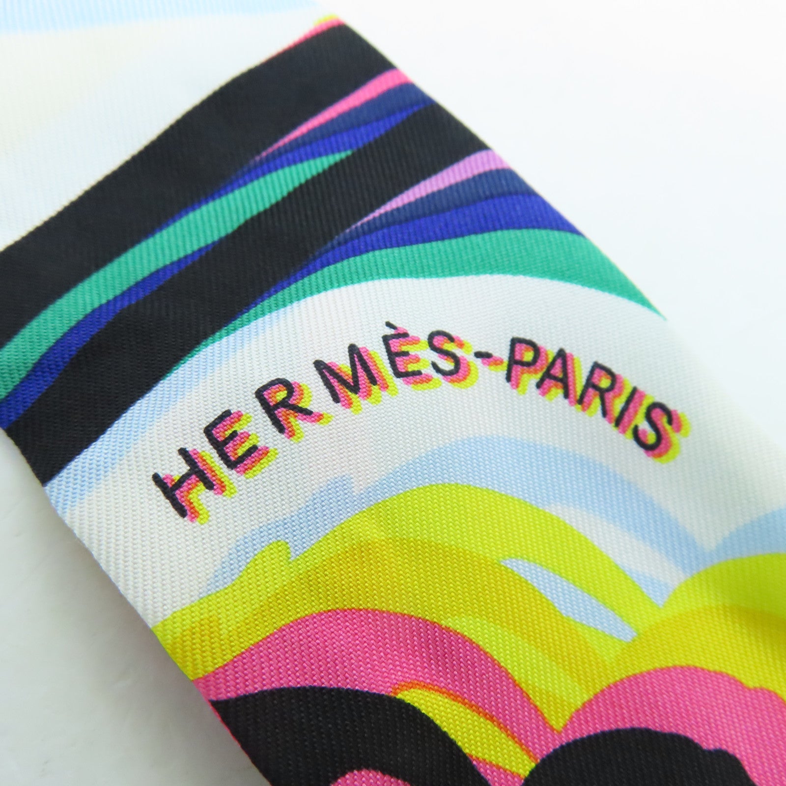 HERMES Silk Twilly Scarf Multicolor