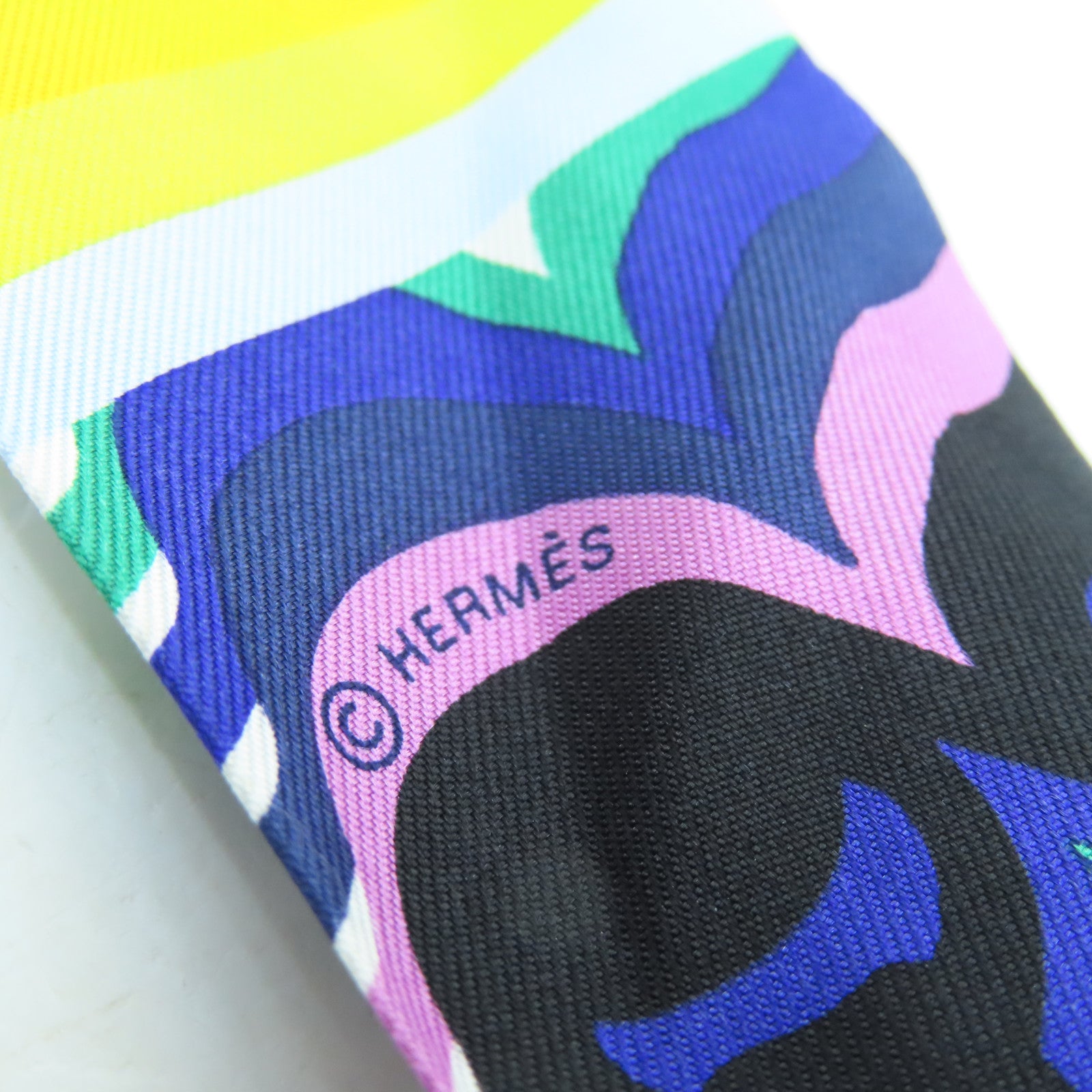 HERMES Silk Twilly Scarf Multicolor