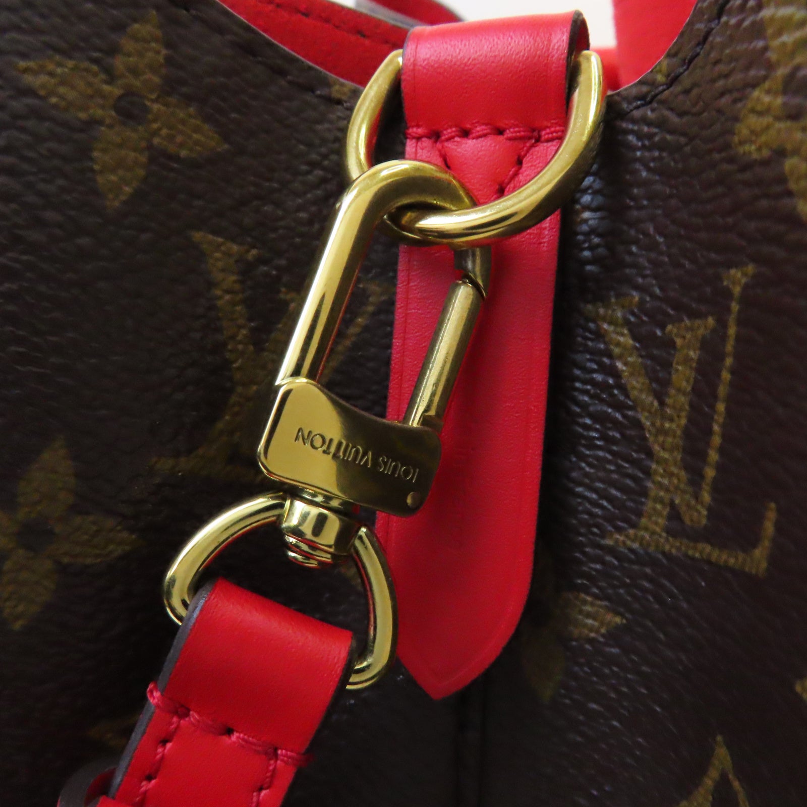 LOUIS VUITTON Monogram NeoNoe MM金扣肩背袋啡色/紅色