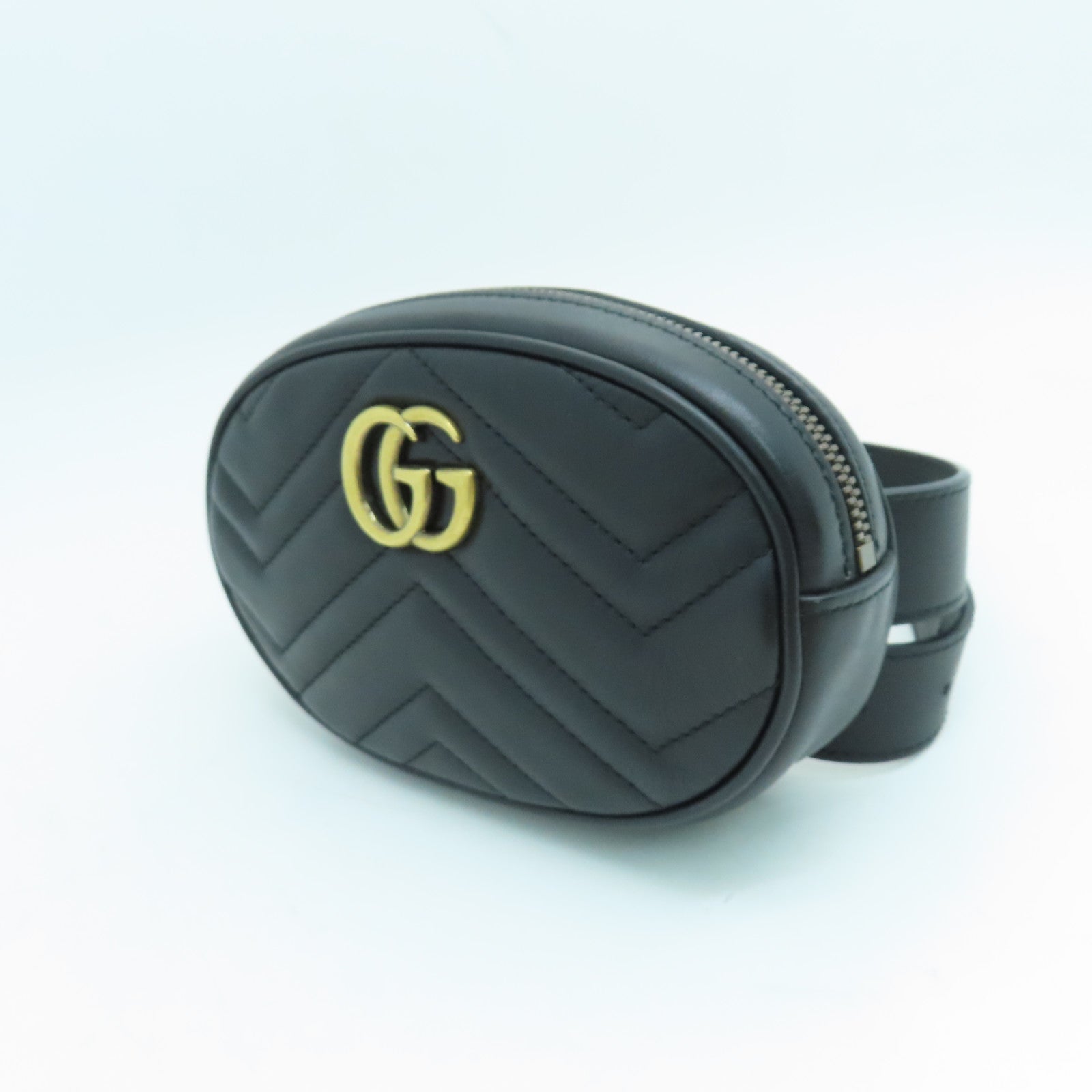 GUCCI cowhide leather GG Marmont gold buckle belt bag black