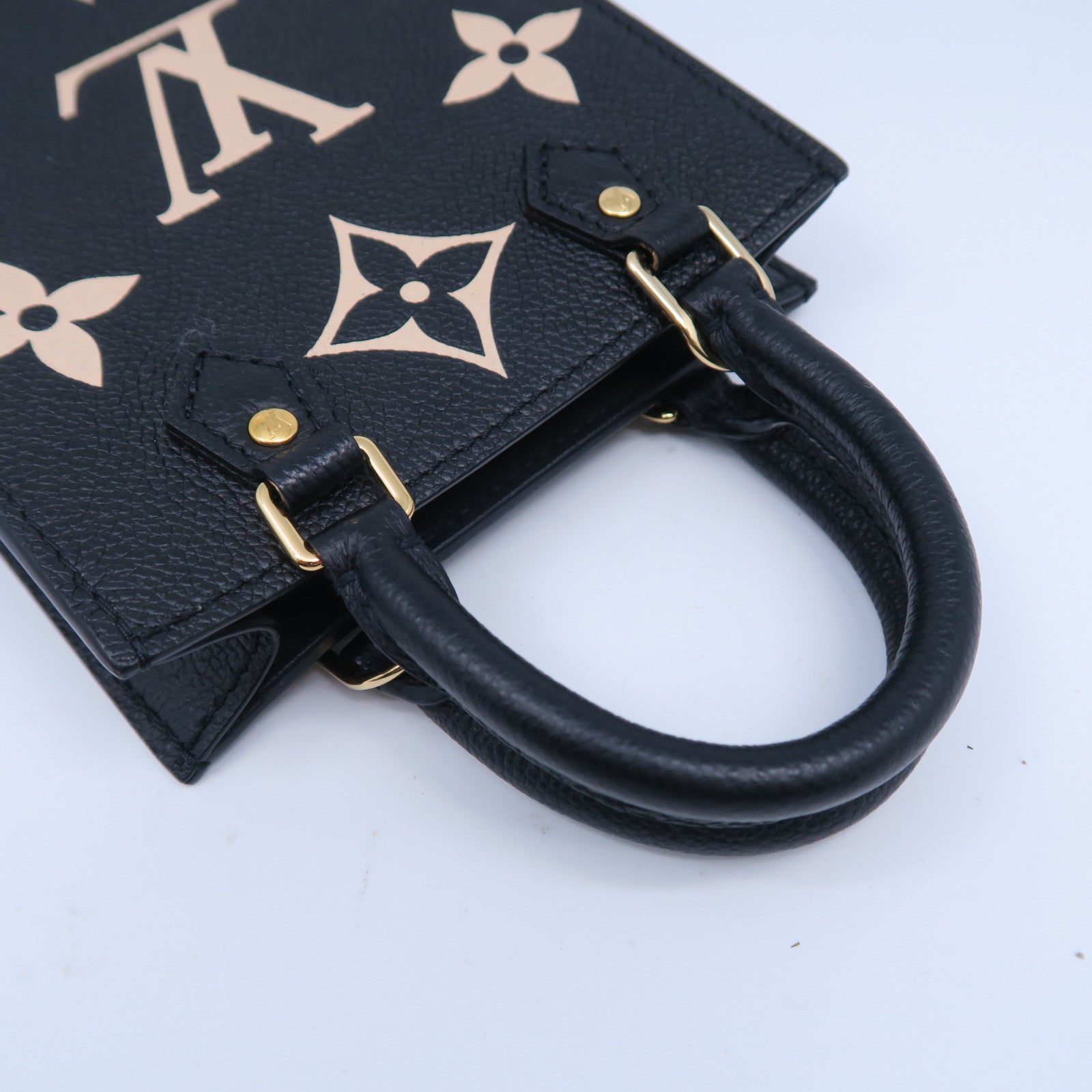 LOUIS VUITTON Monogram Empreinte Petit Sac Plat金扣手挽肩背兩用袋黑色