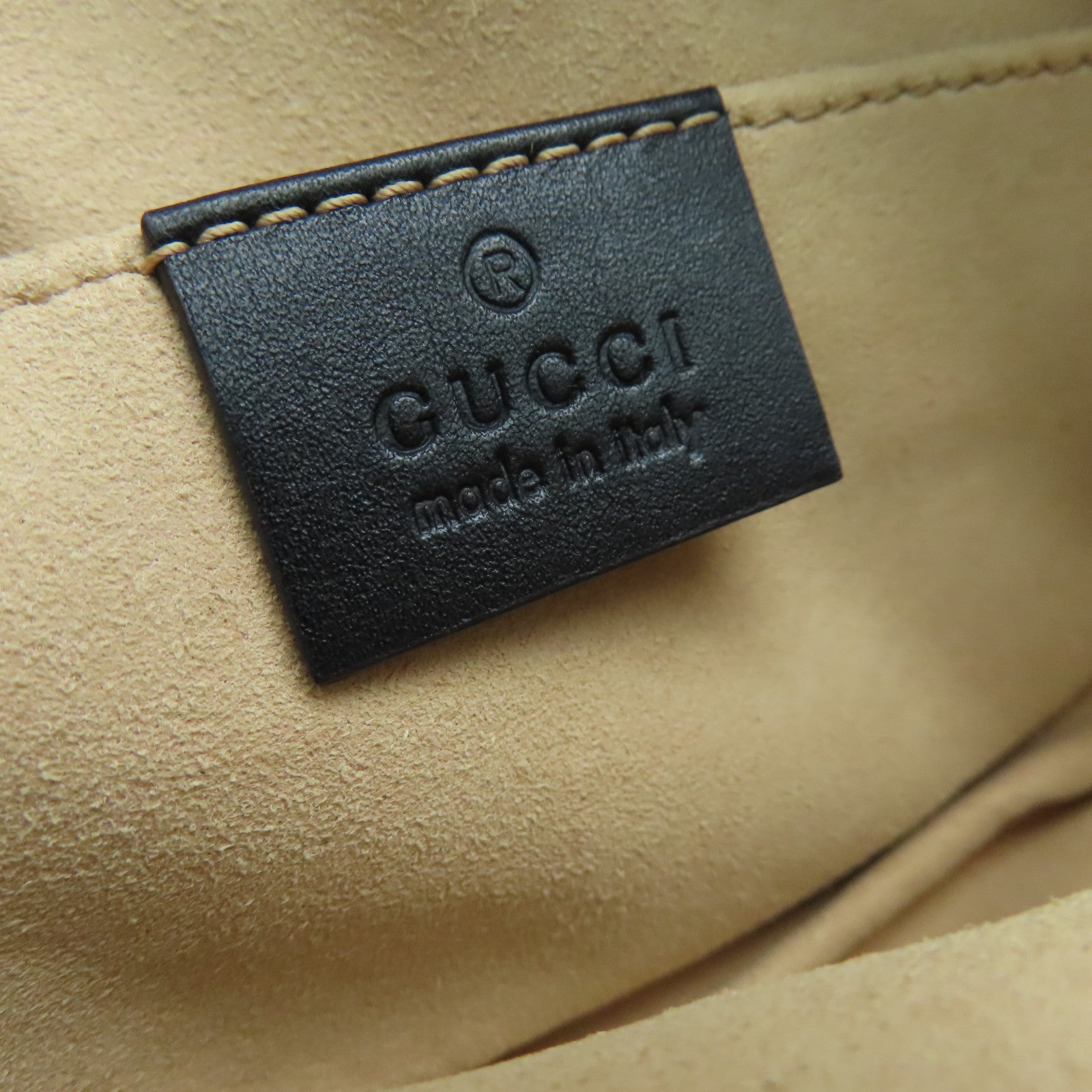 GUCCI 牛皮皮革GG Marmont金扣腰包黑色