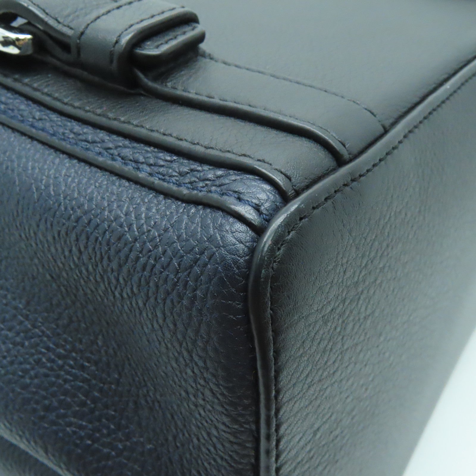 LOEWE 牛皮皮革Backpack银扣背包灰色/深蓝色