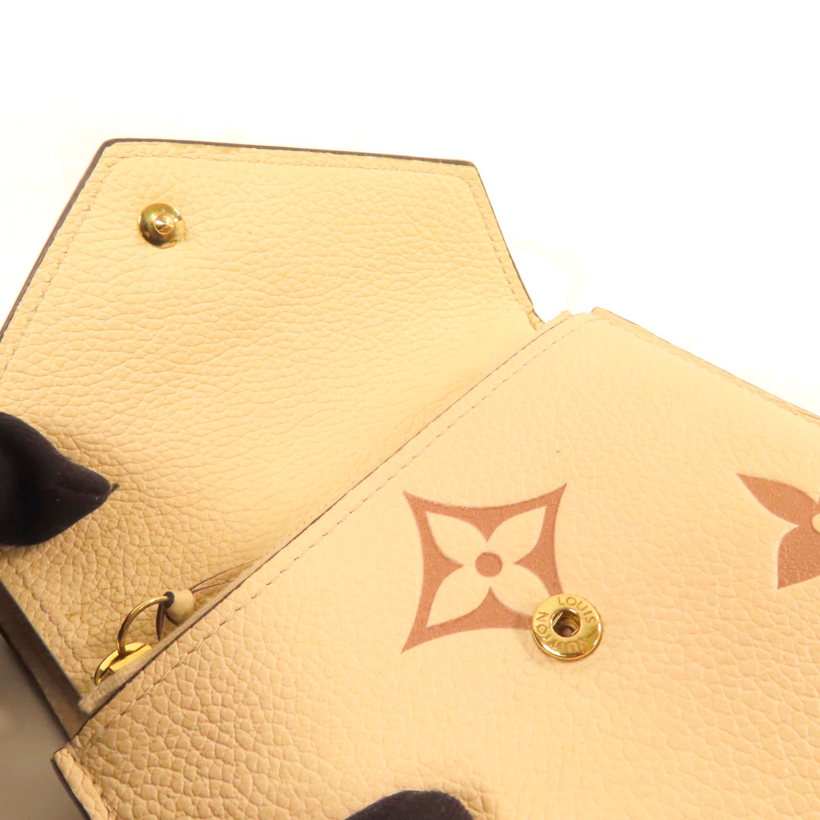 LOUIS VUITTON Monogram Empreinte Victorine Short Wallet金扣短錢包奶油色