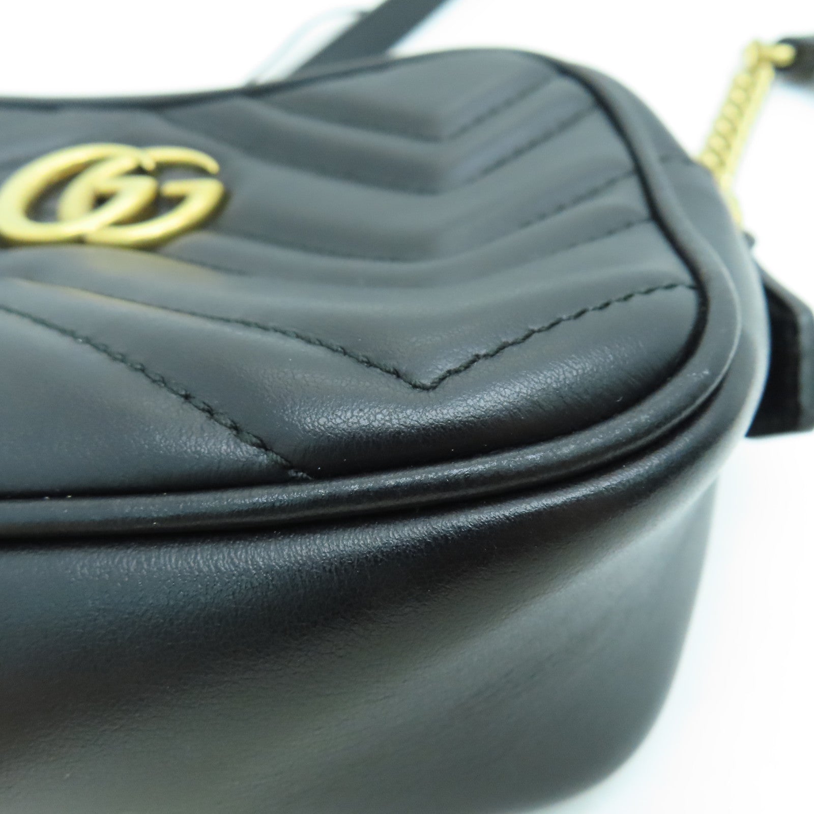 GUCCI 牛皮皮革GG Marmont Mini Shoulder Bag肩背袋金扣黑色