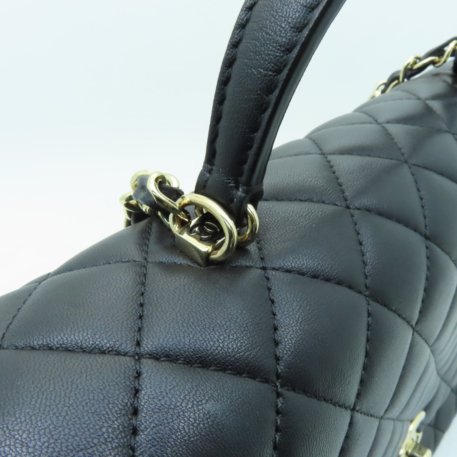 CHANEL 菱格羊皮皮革Medium Citizen Chic Flap Bag金扣手挽肩背兩用袋黑色