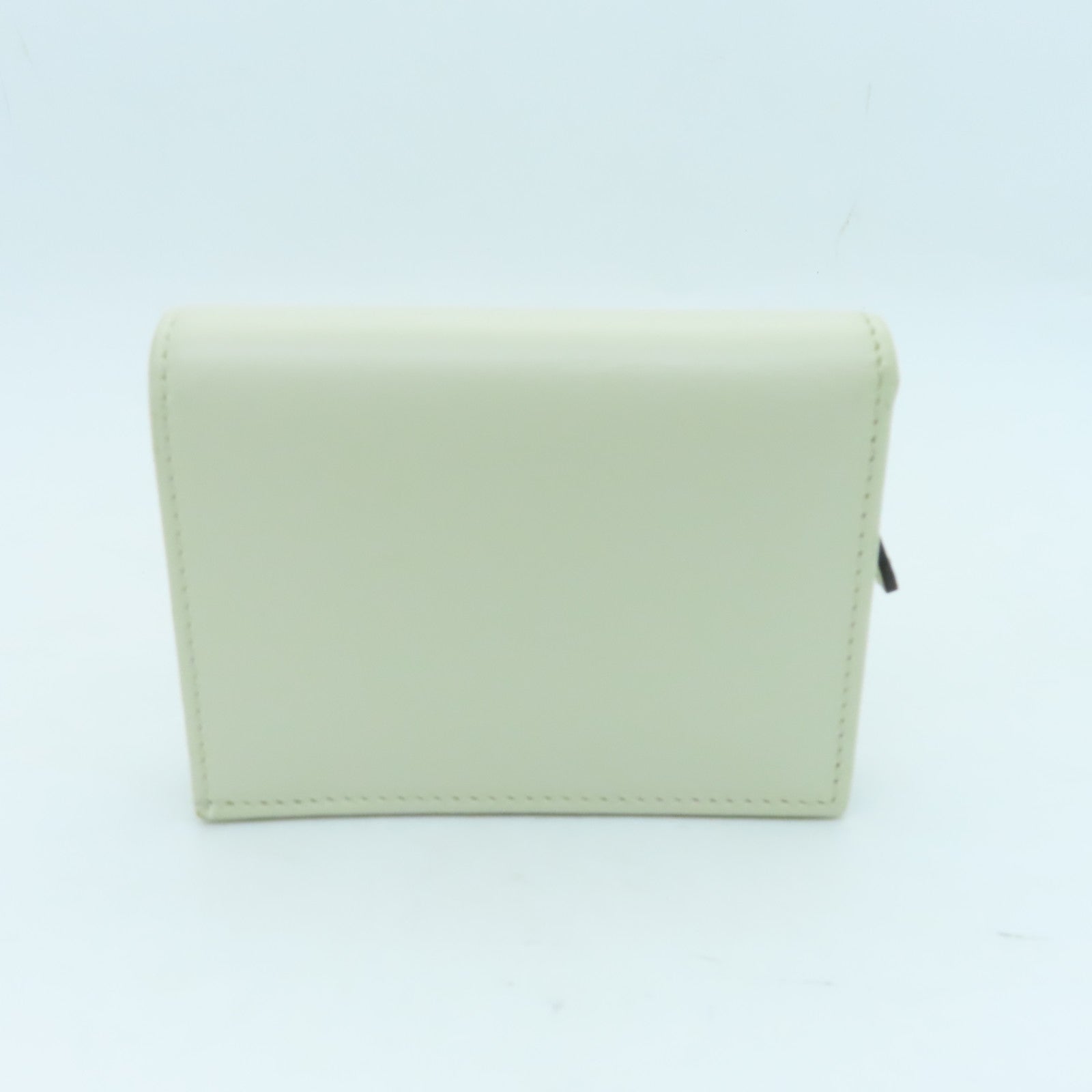 GUCCI cowhide leather Wallet gold buckle wallet white