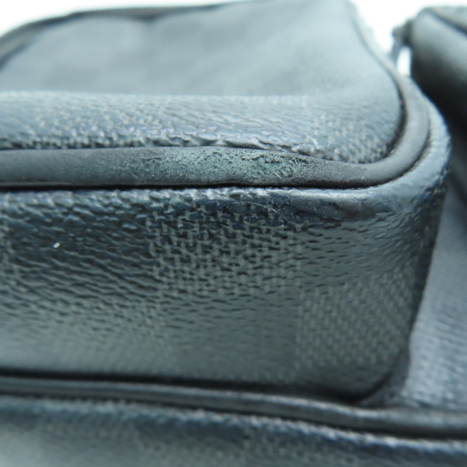 LOUIS VUITTON Damier Graphite Utility Messenger Bag肩背袋黑色