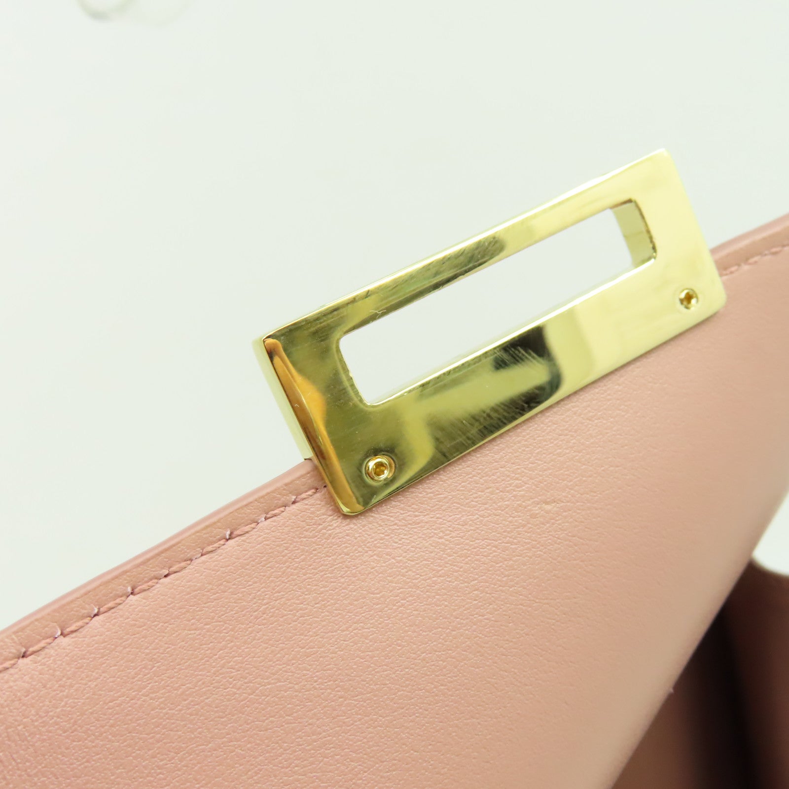 Salvatore Ferragamo 牛皮皮革Marisol Shoulder Bag肩背袋粉紅色