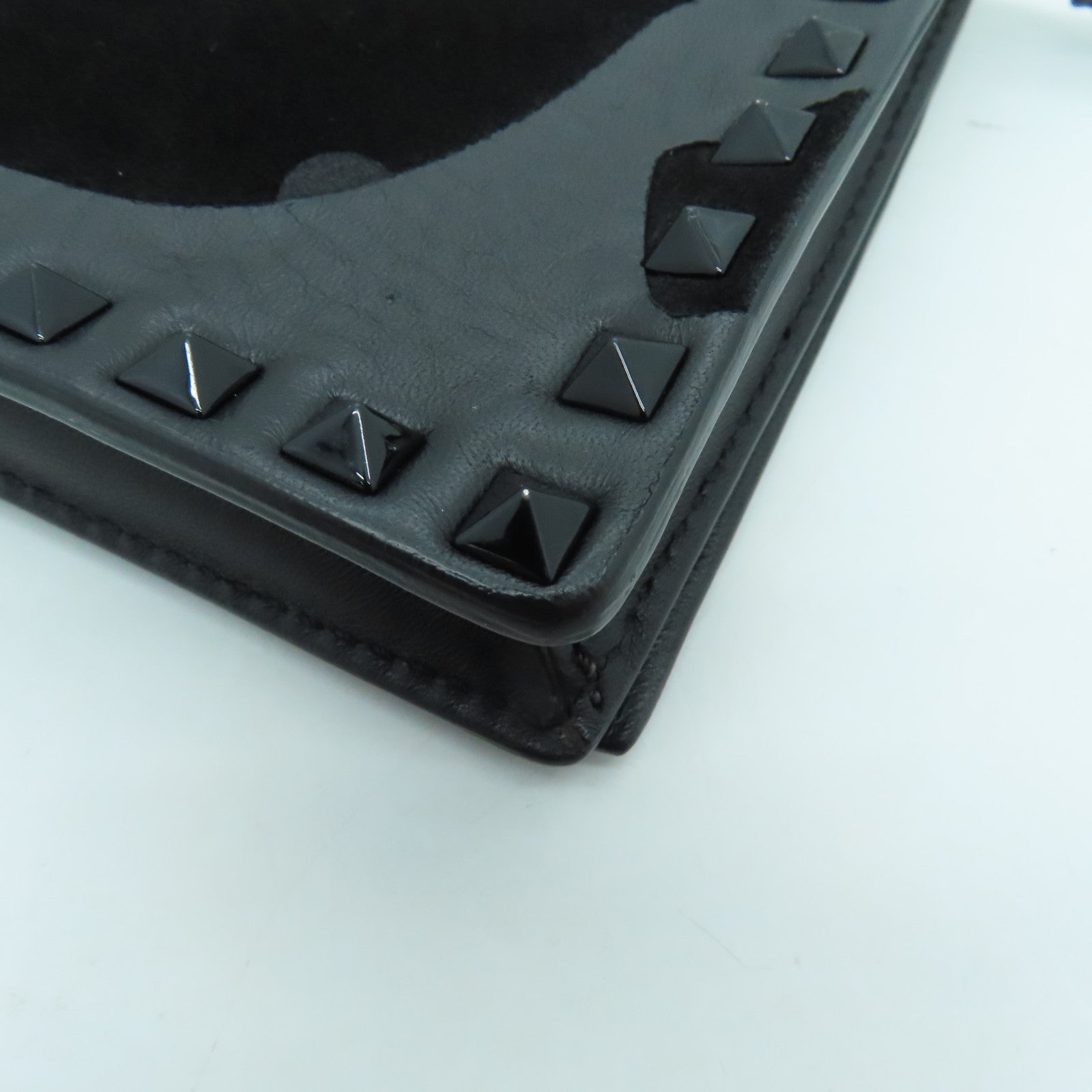 Valentino 牛皮皮革Clutch Bag銀扣手拿包黑色