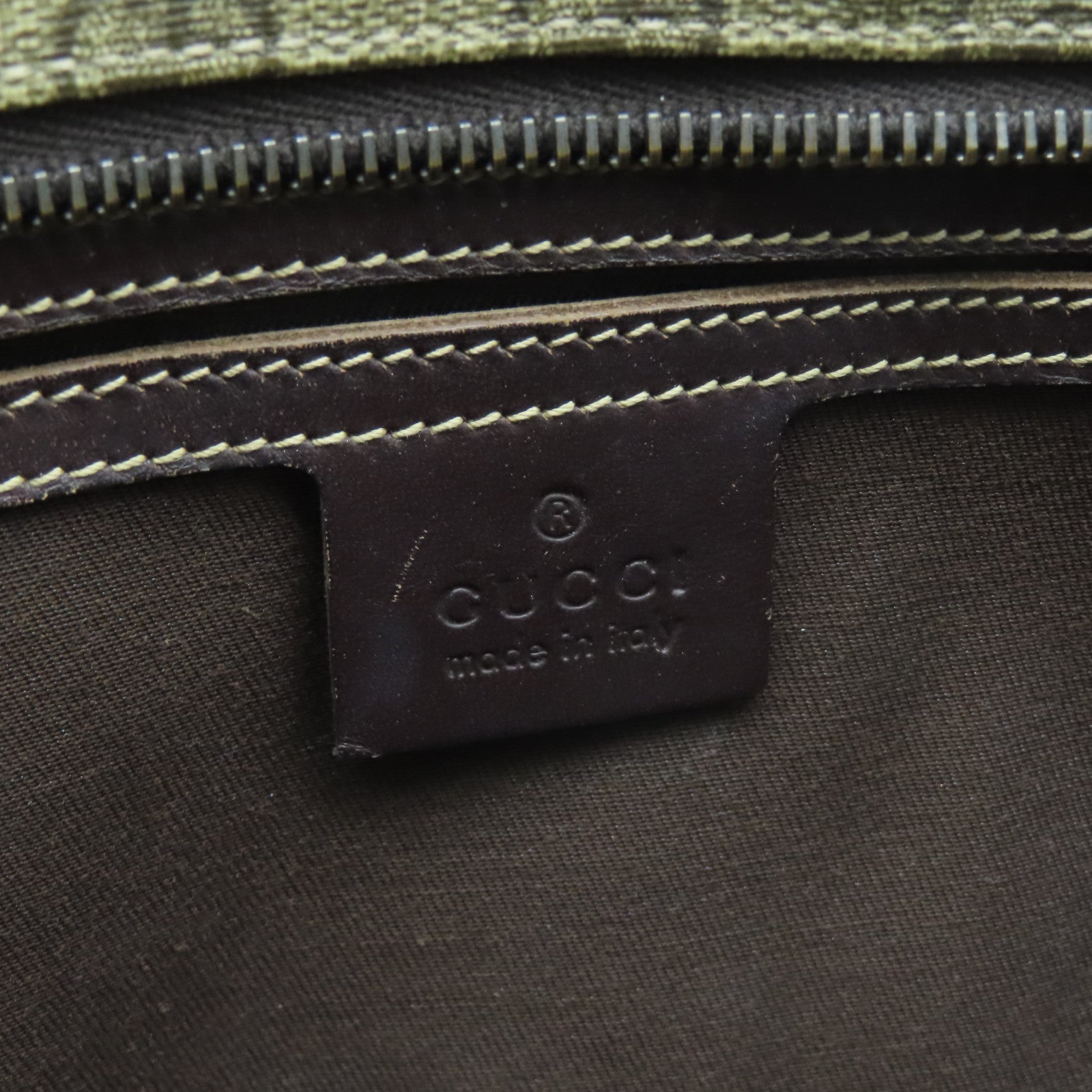 GUCCI 涂层帆布Shoulder Bag银扣肩背袋啡色