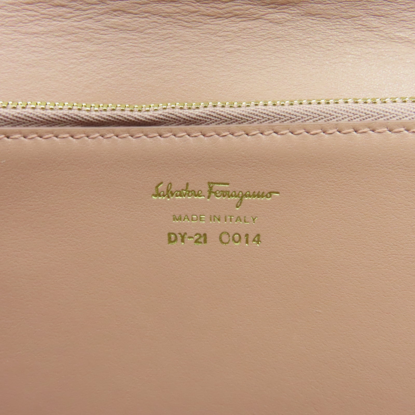Salvatore Ferragamo 牛皮皮革Marisol Shoulder Bag肩背袋粉紅色