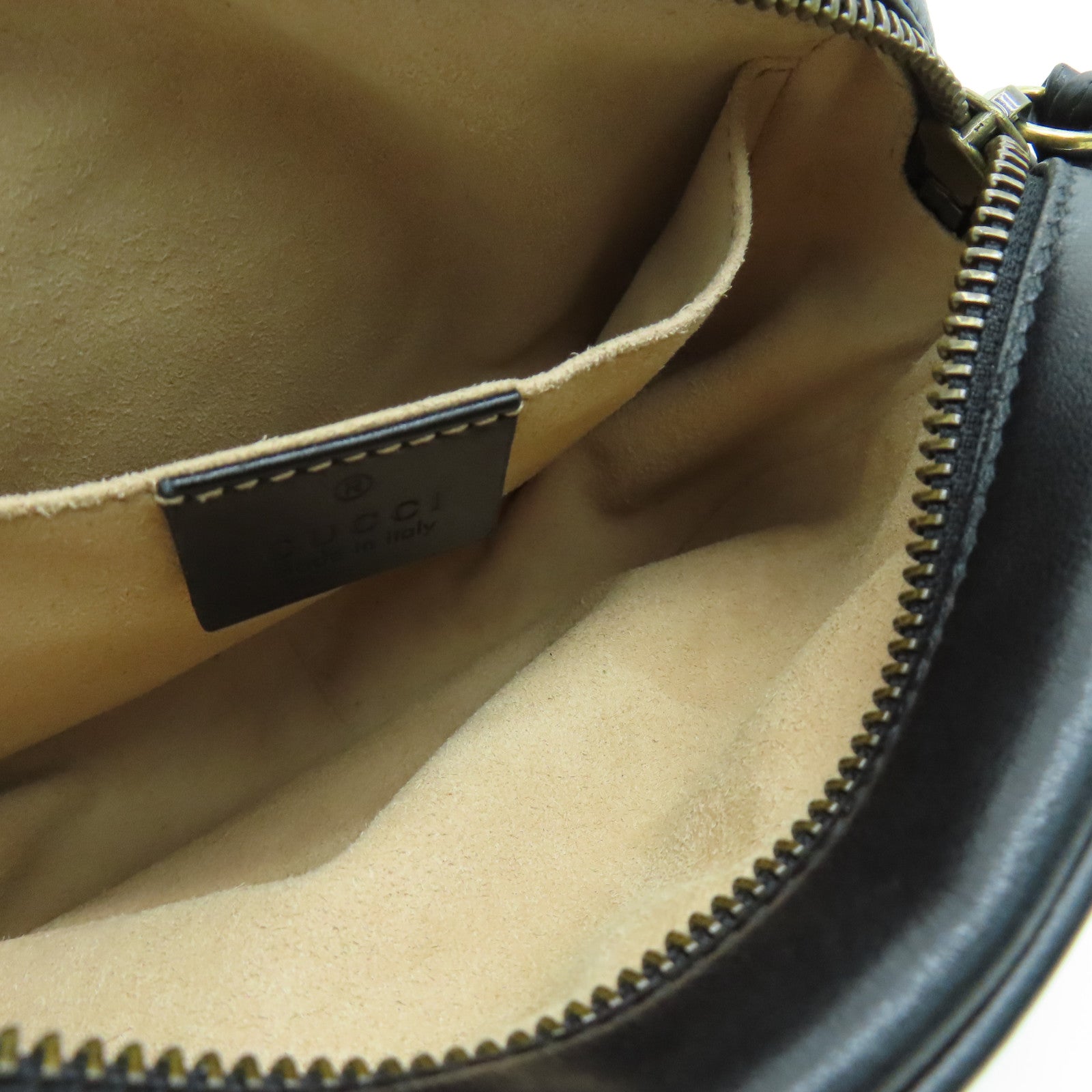 GUCCI 牛皮皮革GG Marmont Mini Shoulder Bag肩背袋金扣黑色