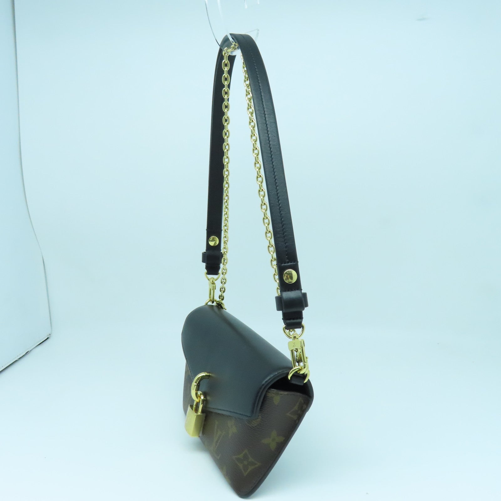 LOUIS VUITTON Monogram Padlock on Strap金扣肩背袋棕色/黑色