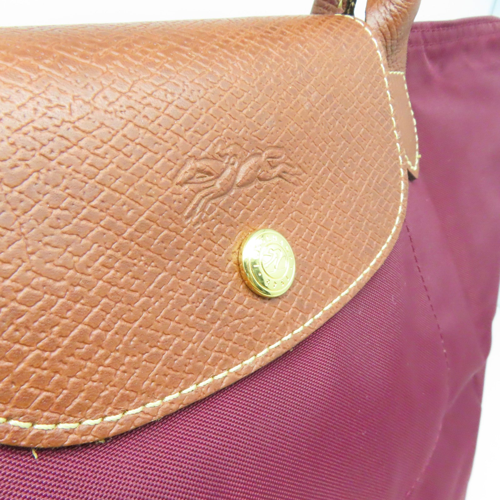 Longchamp 尼龙Handbag金扣手挽袋酒红色