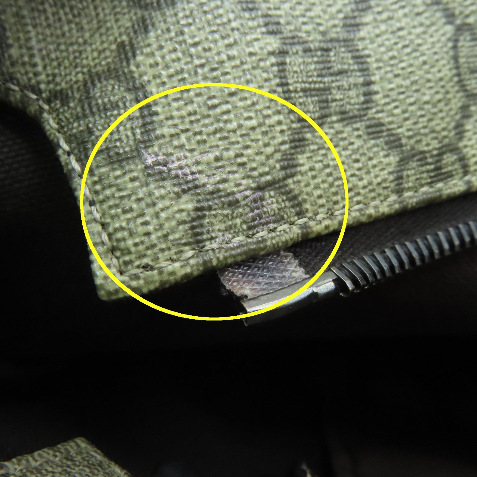 GUCCI 涂层帆布Shoulder Bag银扣肩背袋啡色