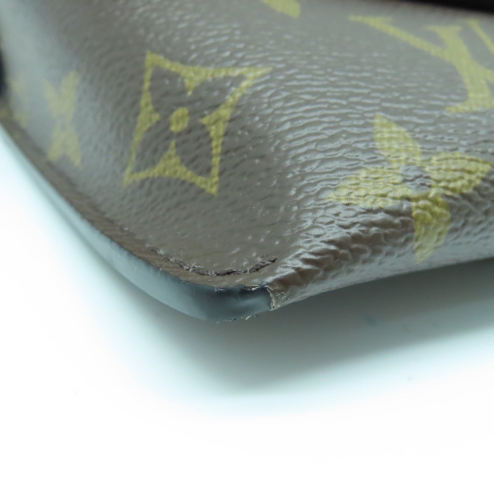 LOUIS VUITTON Monogram Padlock on Strap金扣肩背袋棕色/黑色