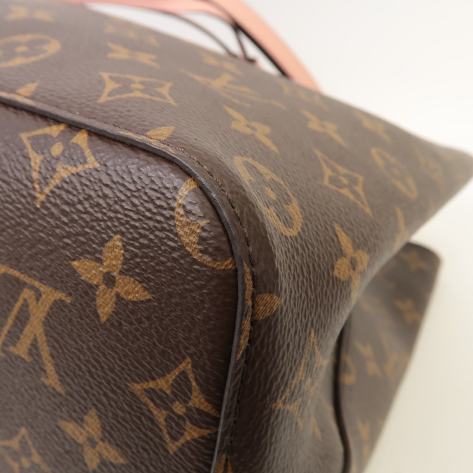 LOUIS VUITTON Monogram Neo Noe MM金扣肩背袋啡色/粉紅色