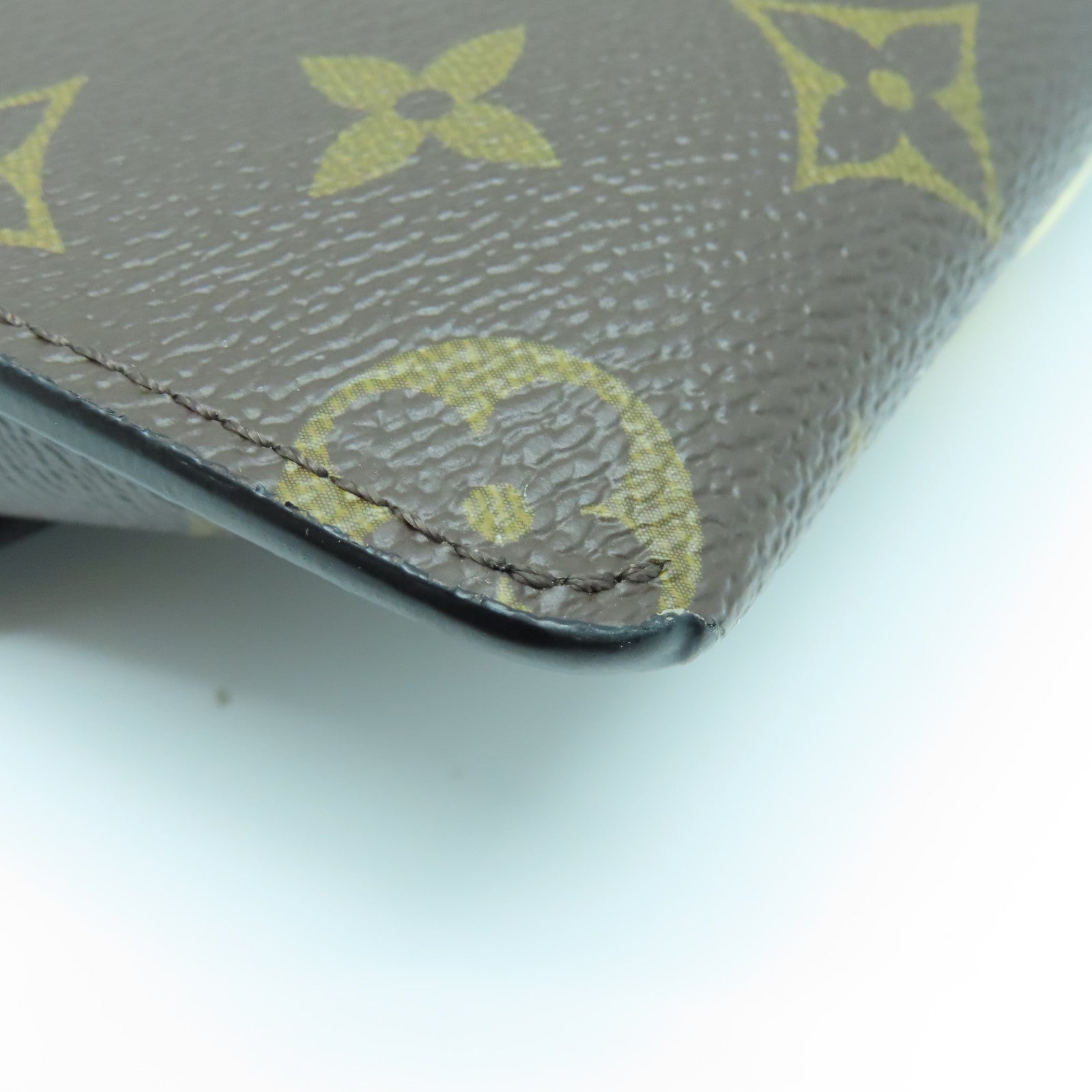 LOUIS VUITTON Monogram Padlock on Strap金扣肩背袋棕色/黑色