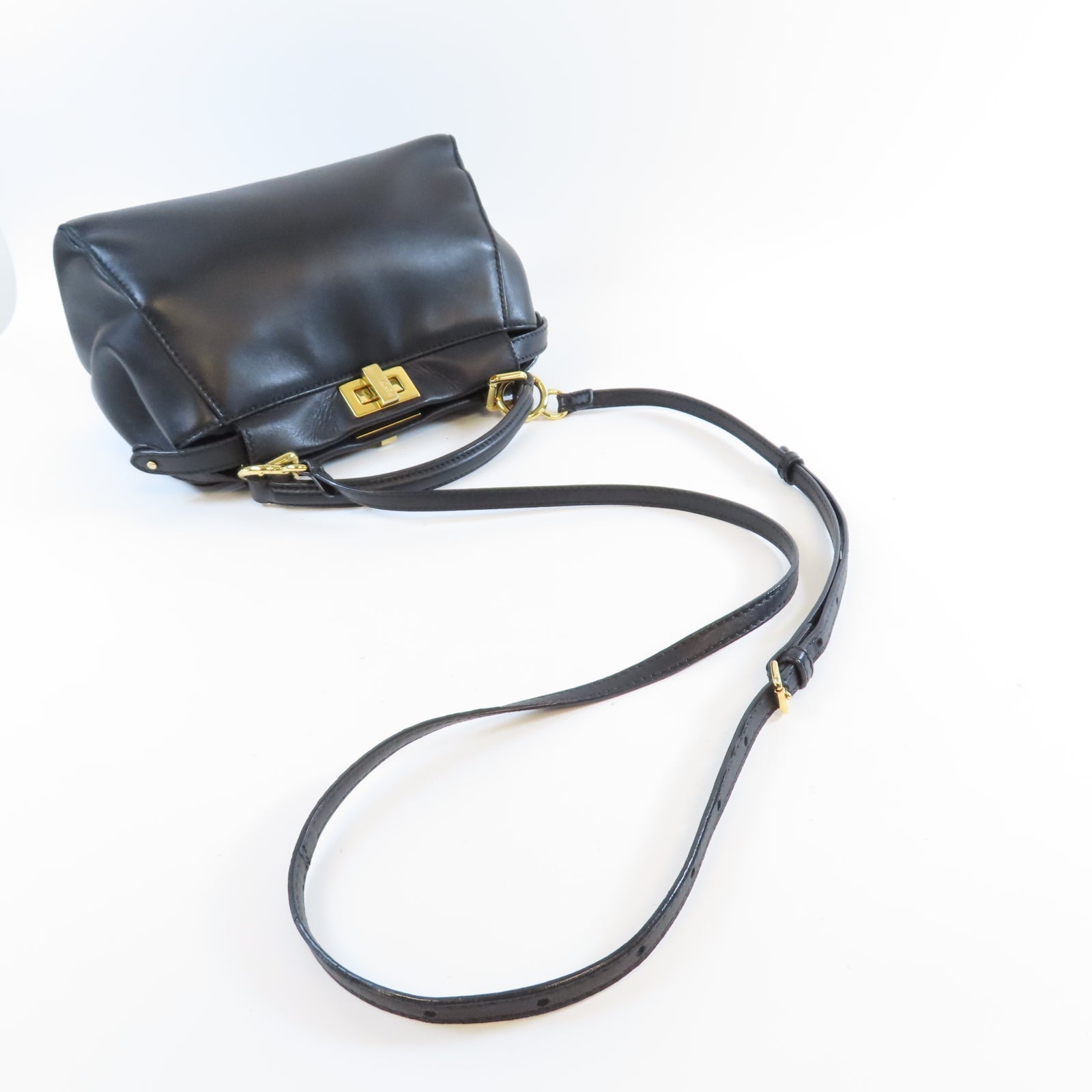 FENDI 羊皮皮革Peekaboo Mini金扣手挽肩背兩用袋黑色