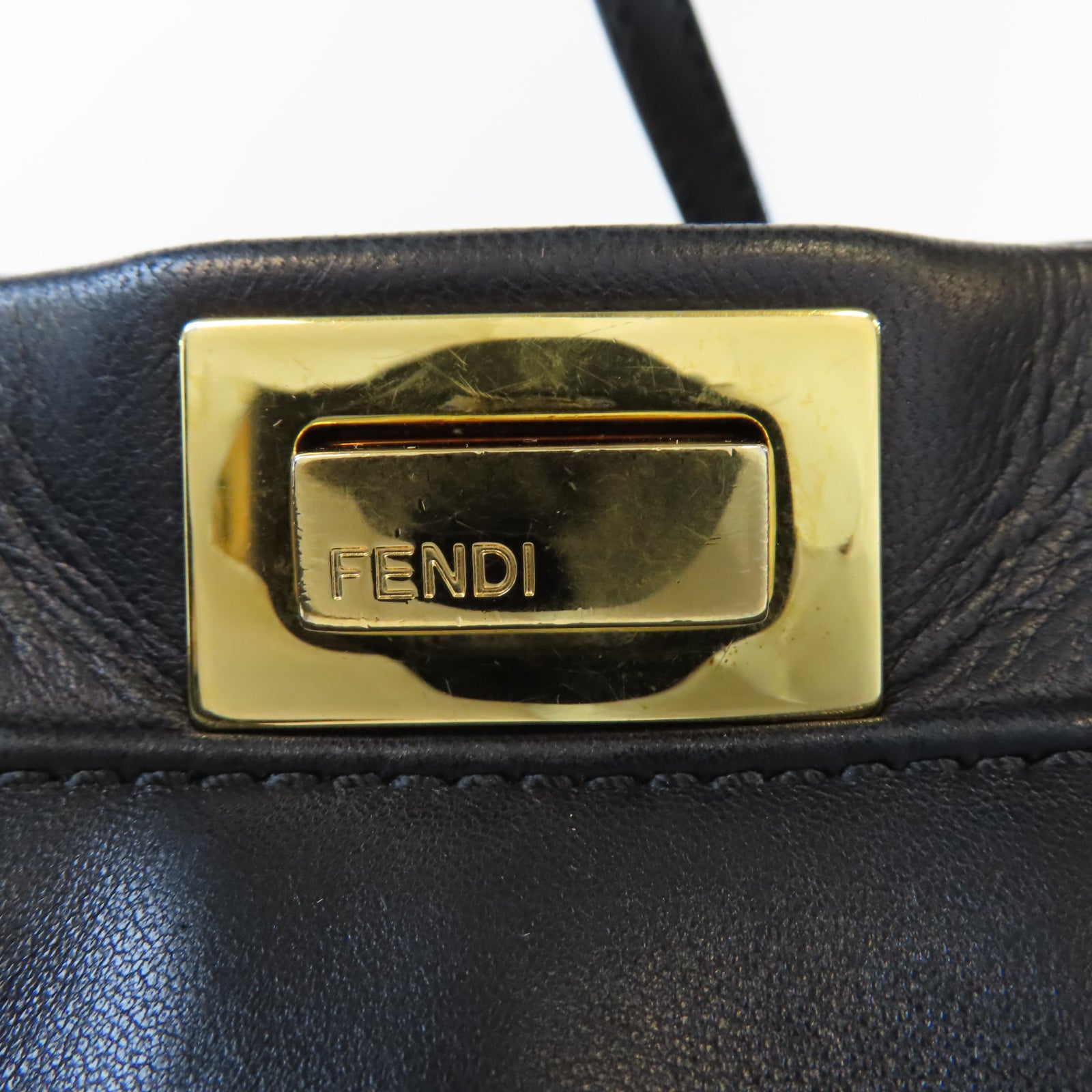 FENDI 羊皮皮革Peekaboo Mini金扣手挽肩背兩用袋黑色
