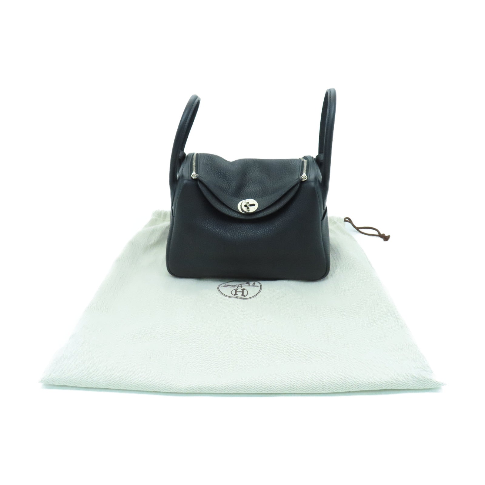 HERMES Taurillon Clemence Leather Lindy 26 Silver Buckle Handle Shoulder Bag Black