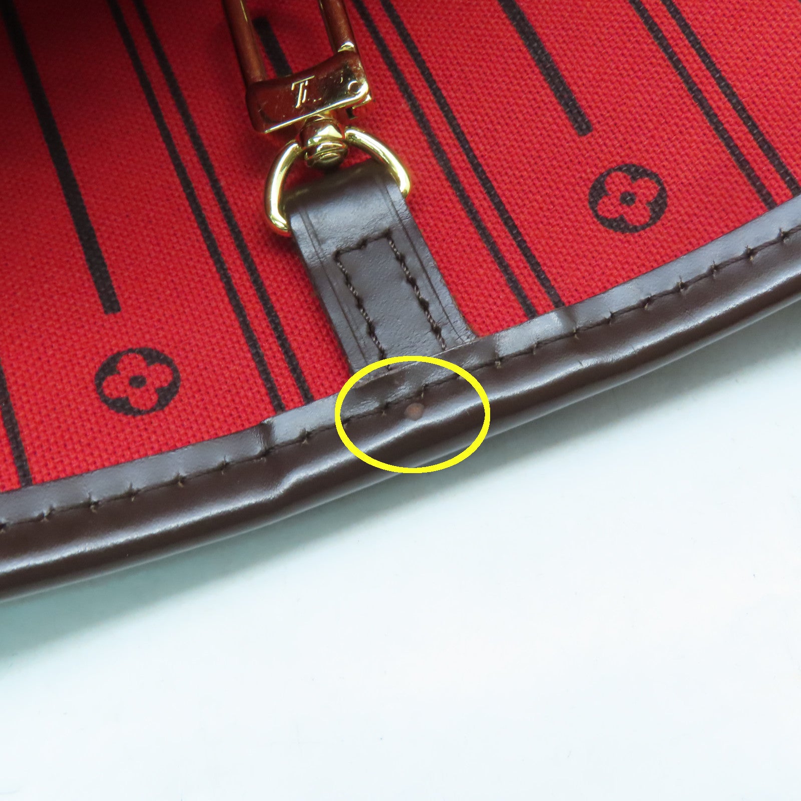 LOUIS VUITTON Damier Neverfull MM gold buckle handle bag brown