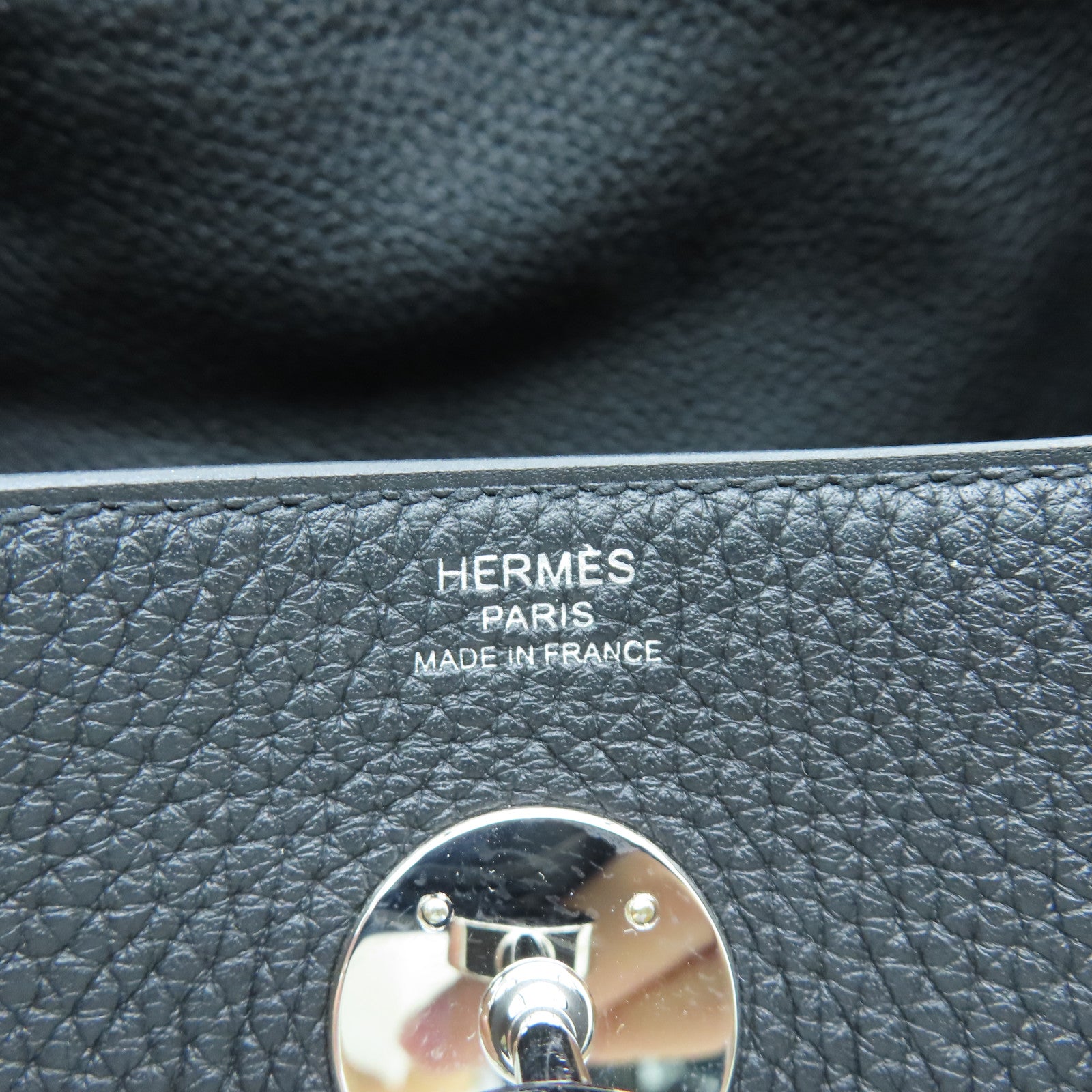 HERMES Taurillon Clemence Leather Lindy 26 Silver Buckle Handle Shoulder Bag Black