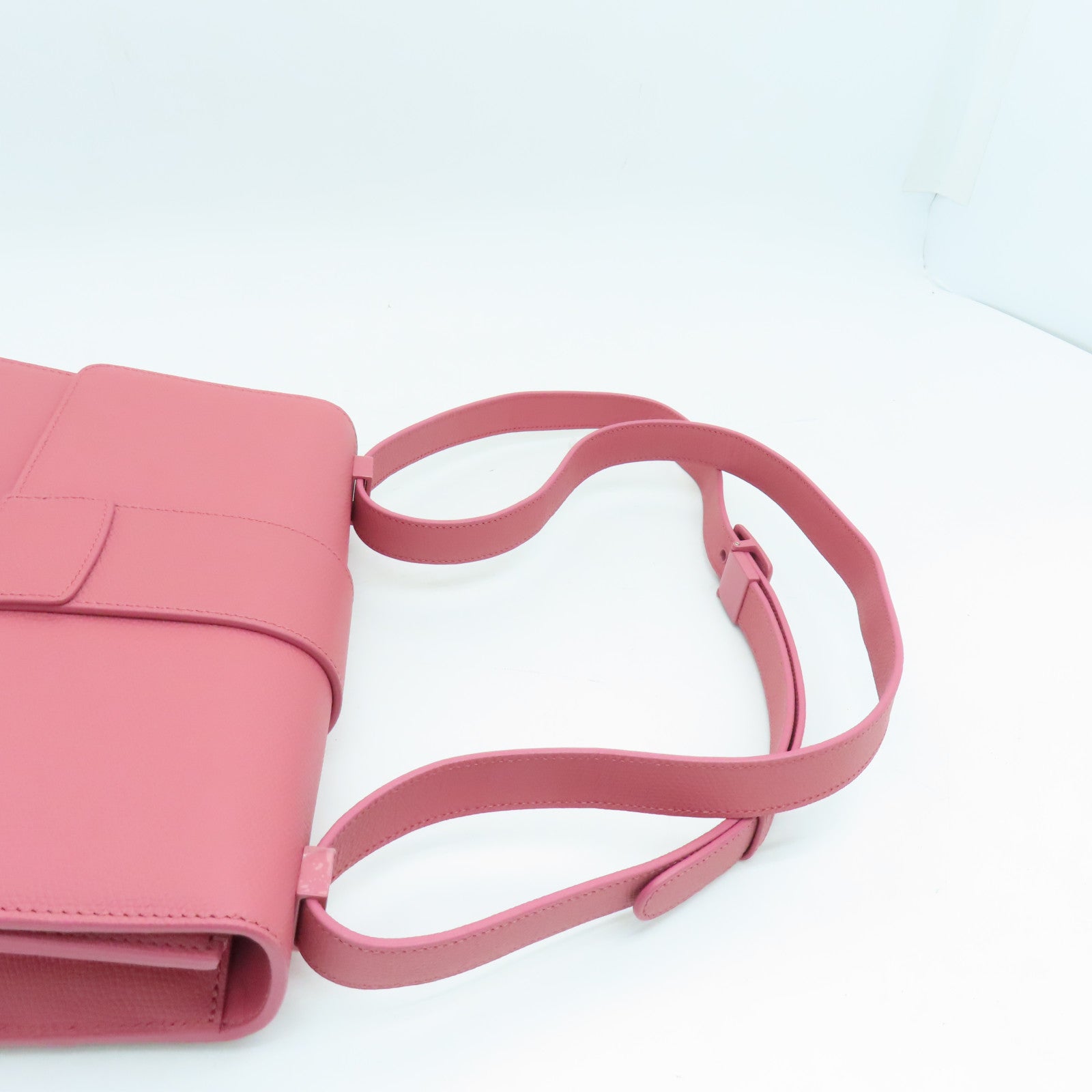 Dior Calfskin Leather 30 Montaigne Shoulder Bag Pink