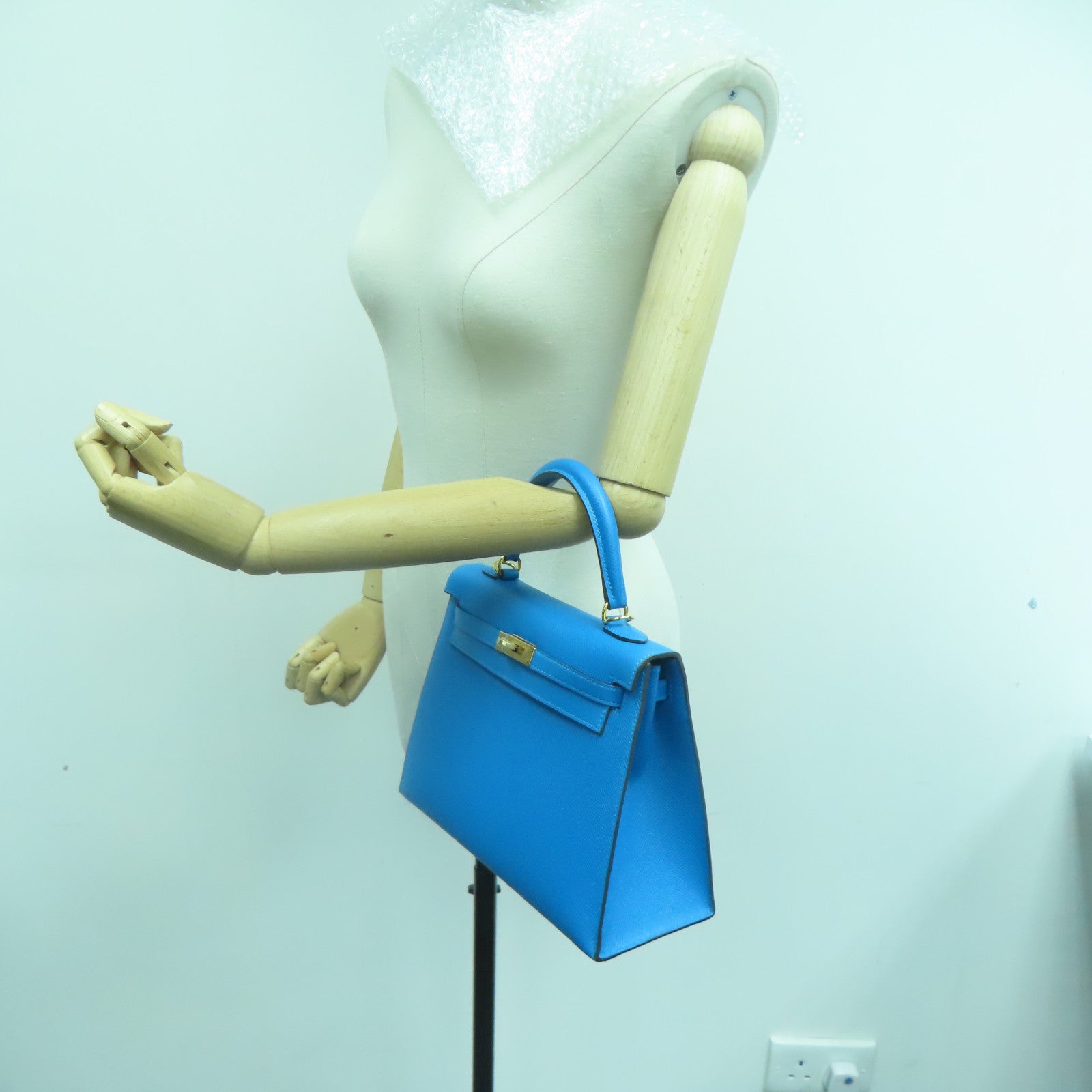 HERMES Epsom皮革Kelly 25金扣手挽肩背兩用袋Blue Zanzibar/藍色