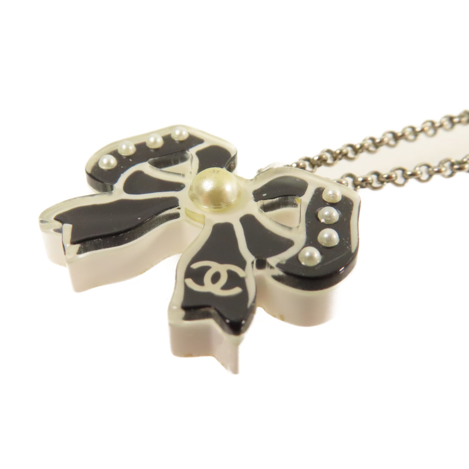 CHANEL 金屬/仿珍珠Ribbon Necklace項鏈黑色/珍珠色