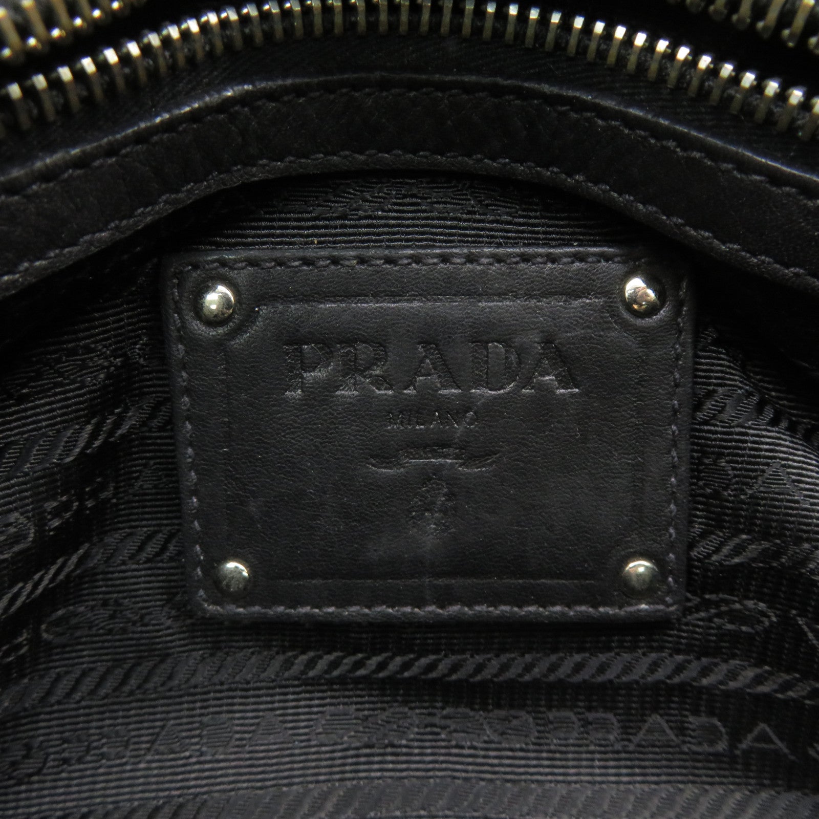 PRADA 牛皮皮革Shoulder Bag肩背袋黑色