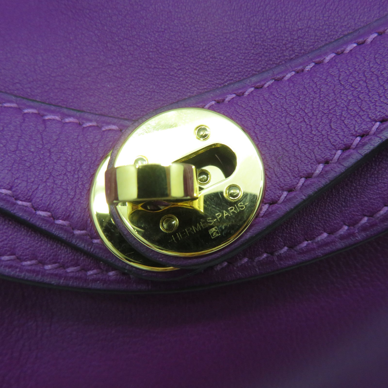 HERMES Swift皮革Mini Lindy金扣肩背袋紫色