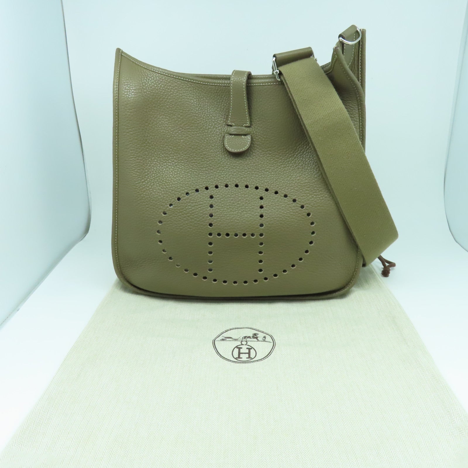 HERMES Clemence皮革Evelyne GM銀扣肩背袋大象灰色