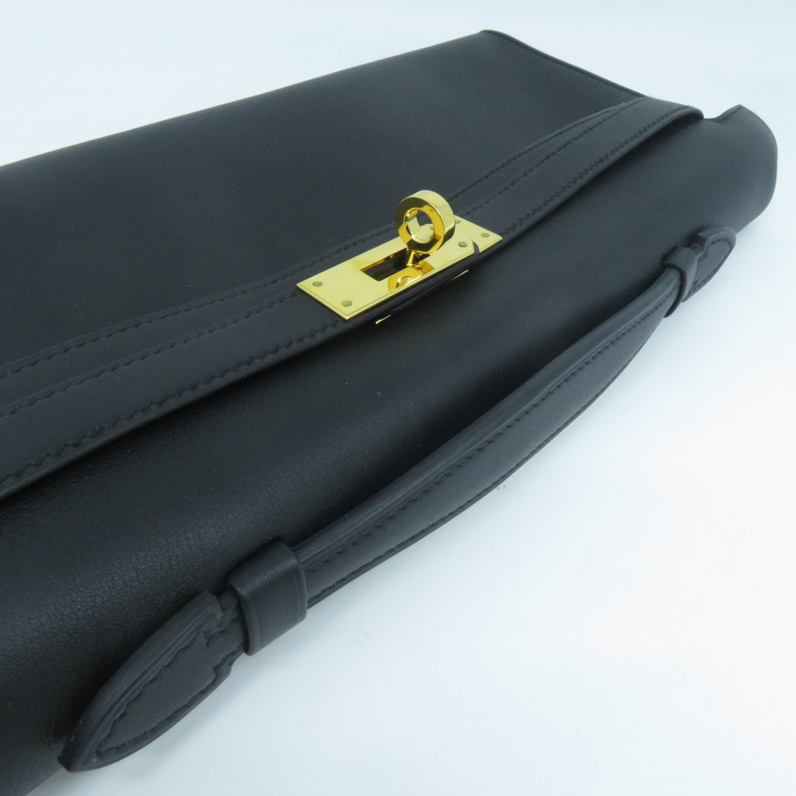 HERMES Swift皮革Kelly Cut金扣手挽袋黑色