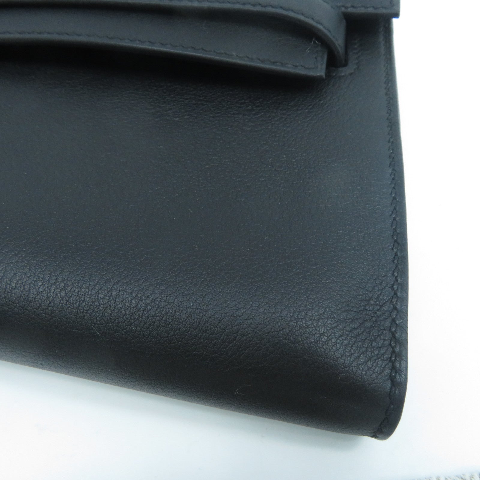 HERMES Swift皮革Kelly Cut金扣手挽袋黑色