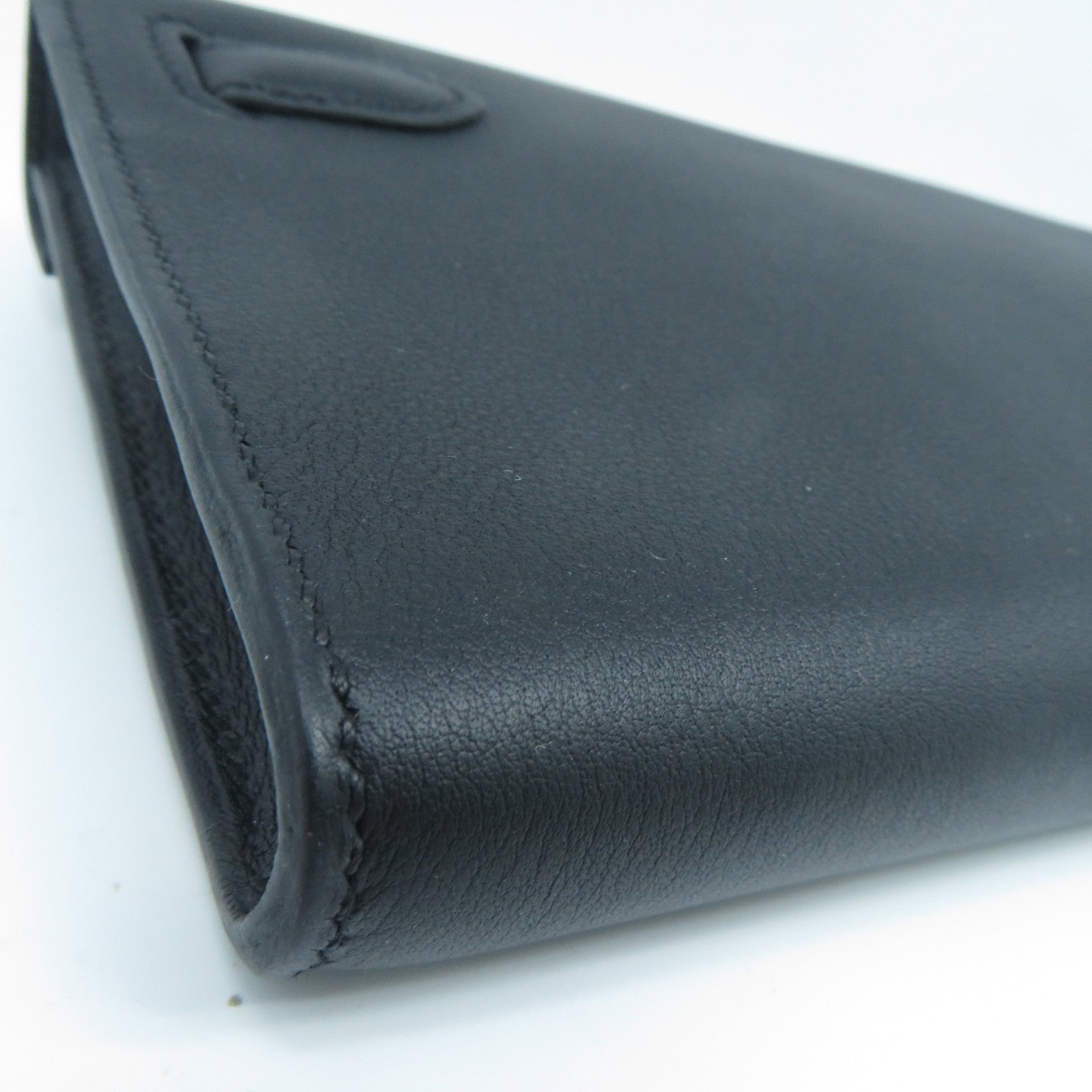 HERMES Swift皮革Kelly Cut金扣手挽袋黑色