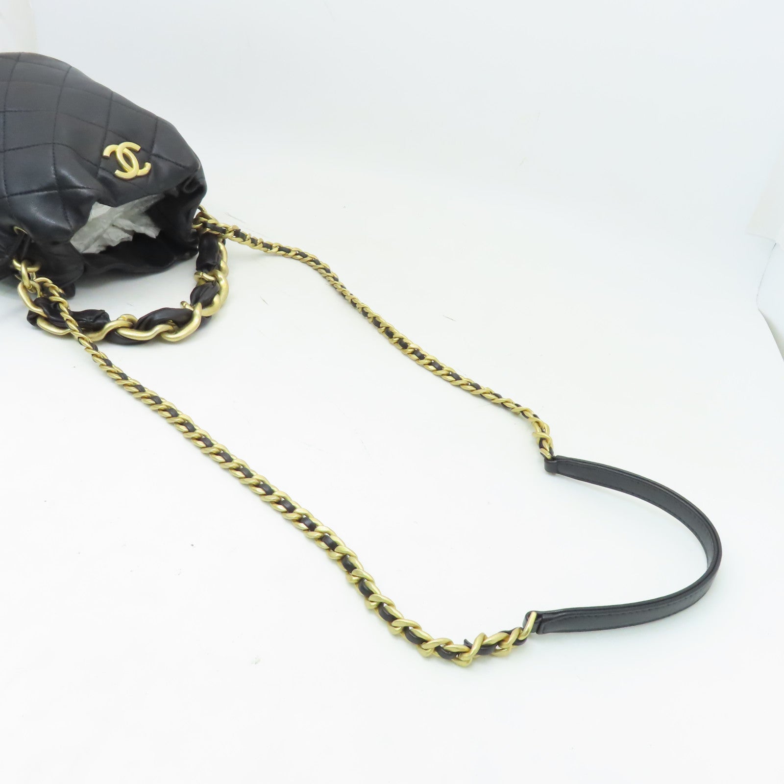 CHANEL 菱格牛皮皮革Chain Shoulder金扣手挽肩背兩用袋黑色