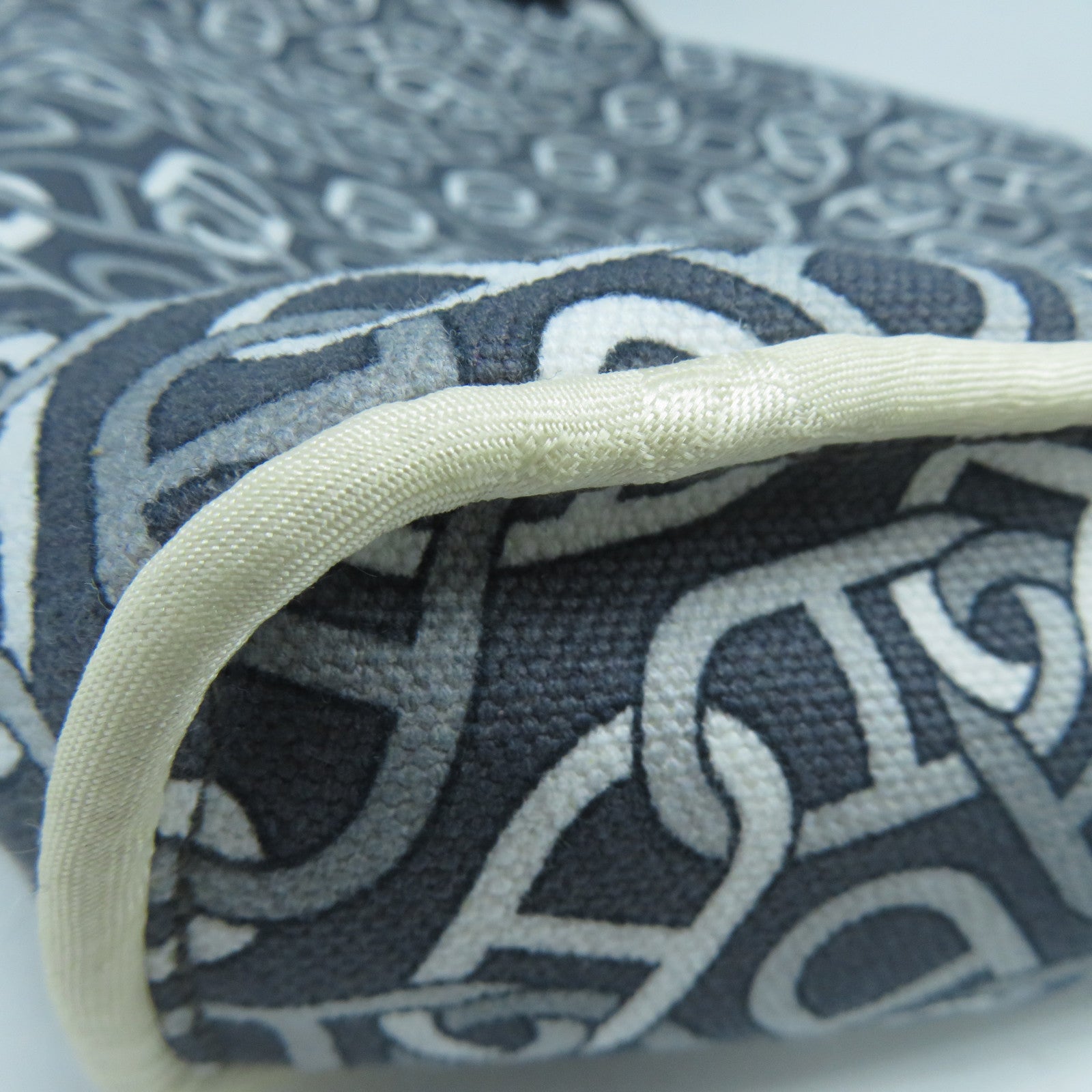 HERMES 帆布/皮革Petit Sac De Toile銀扣手挽袋灰色