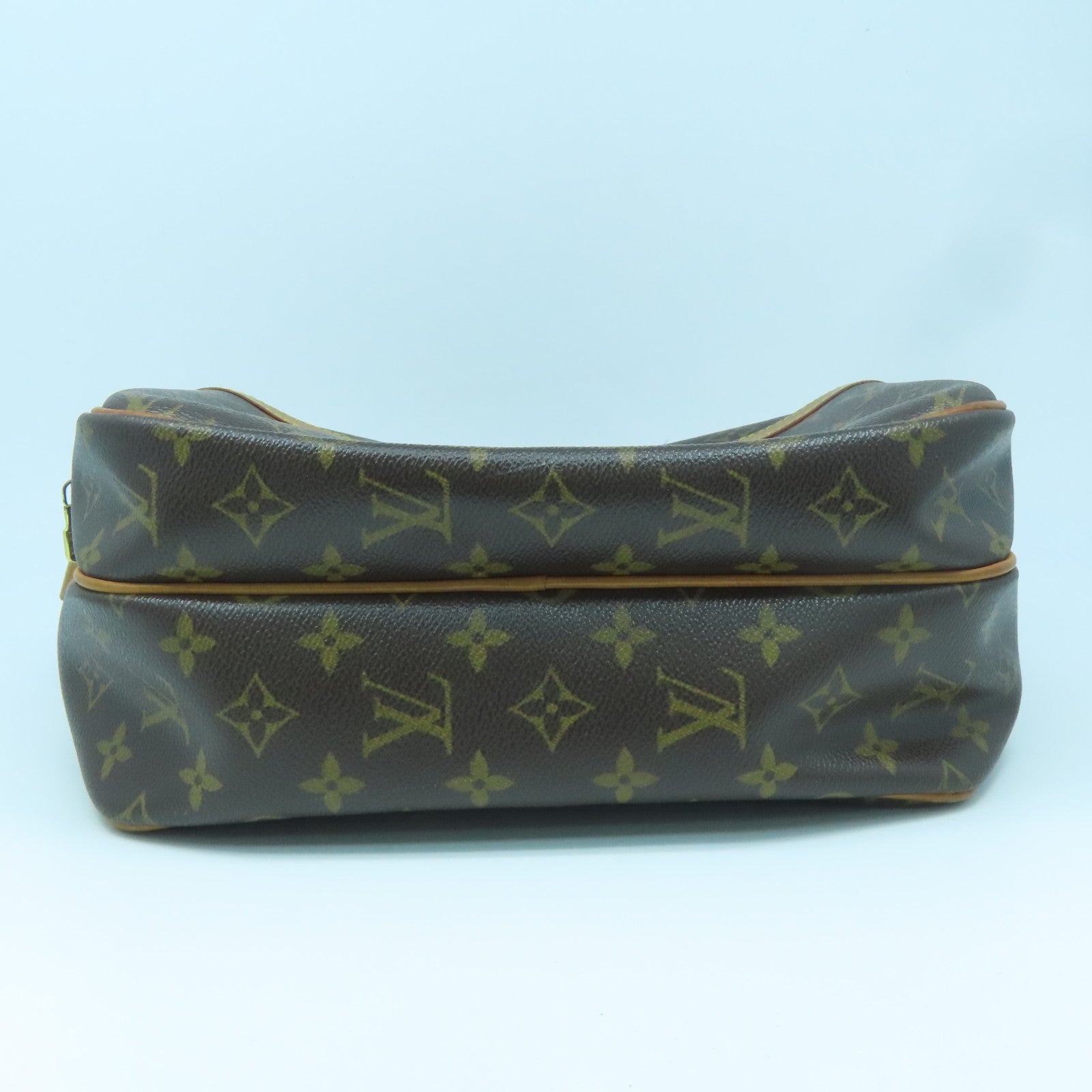 LOUIS VUITTON Monogram Reporter PM Gold Buckle Shoulder Bag Brown