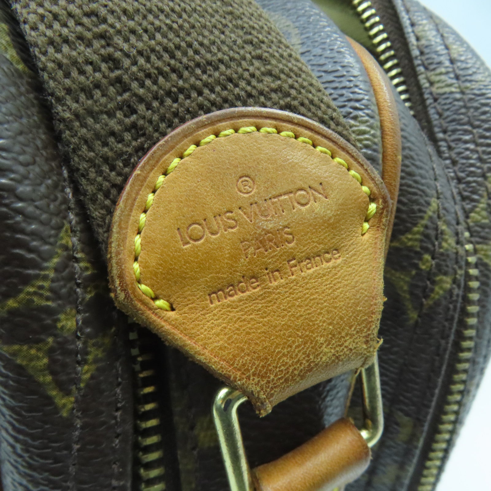 LOUIS VUITTON Monogram Reporter PM Gold Buckle Shoulder Bag Brown