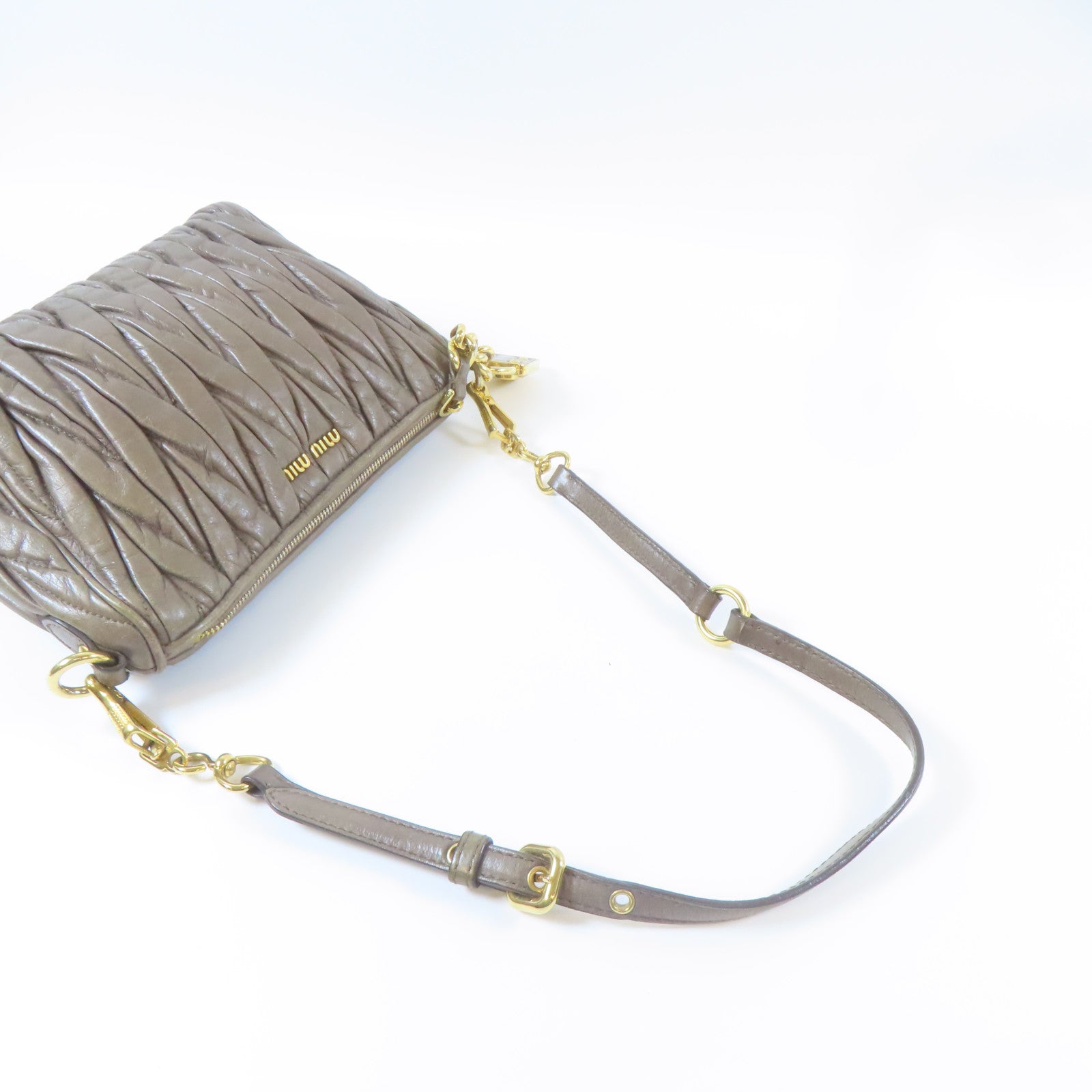 Miu Miu 牛皮皮革Shoulder Bag金扣肩背袋灰色
